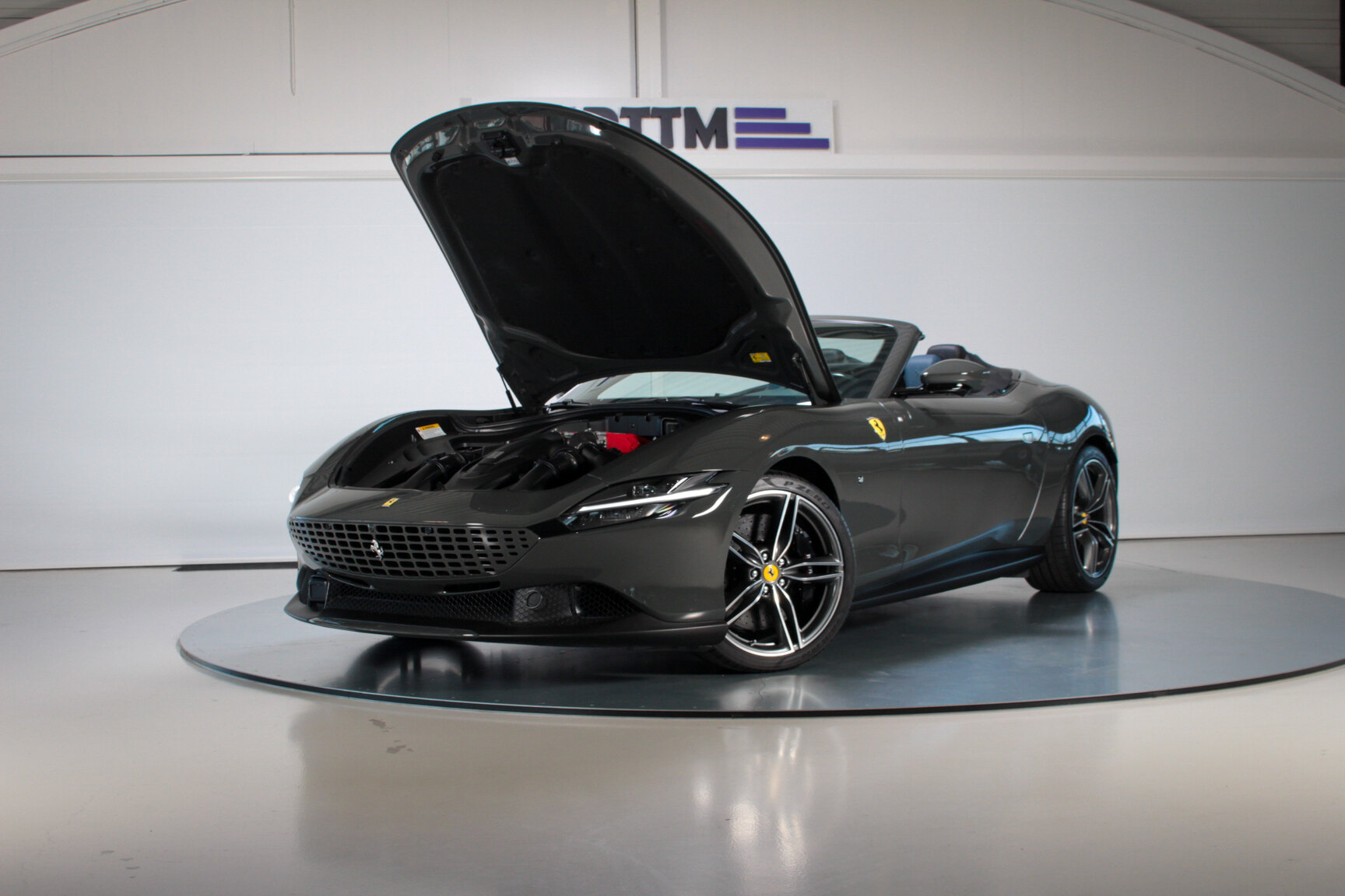 Exterior image of 2024 Ferrari Roma Spider