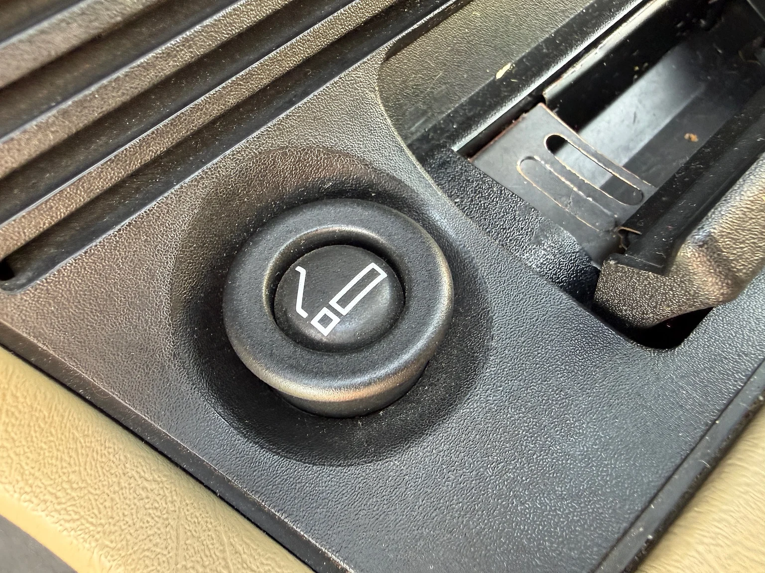 Innenraumfoto von 1985 BMW 635 CSiA (E24) (34)
