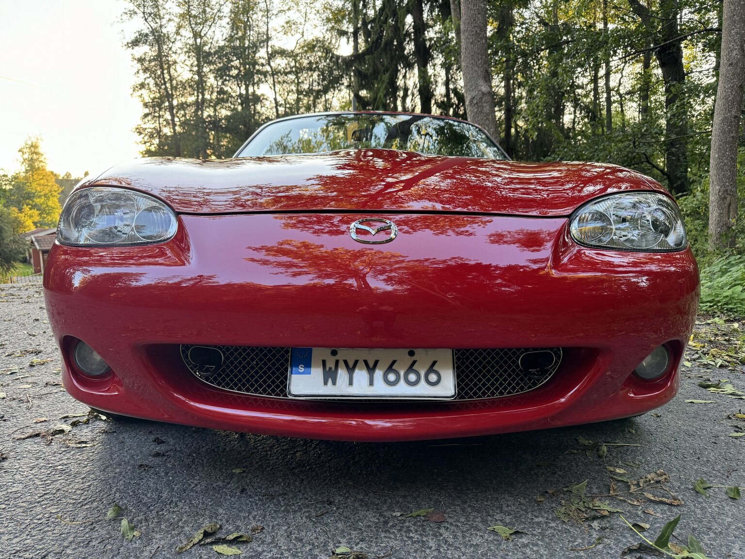 Exterior image of 2004 Mazda MX-5