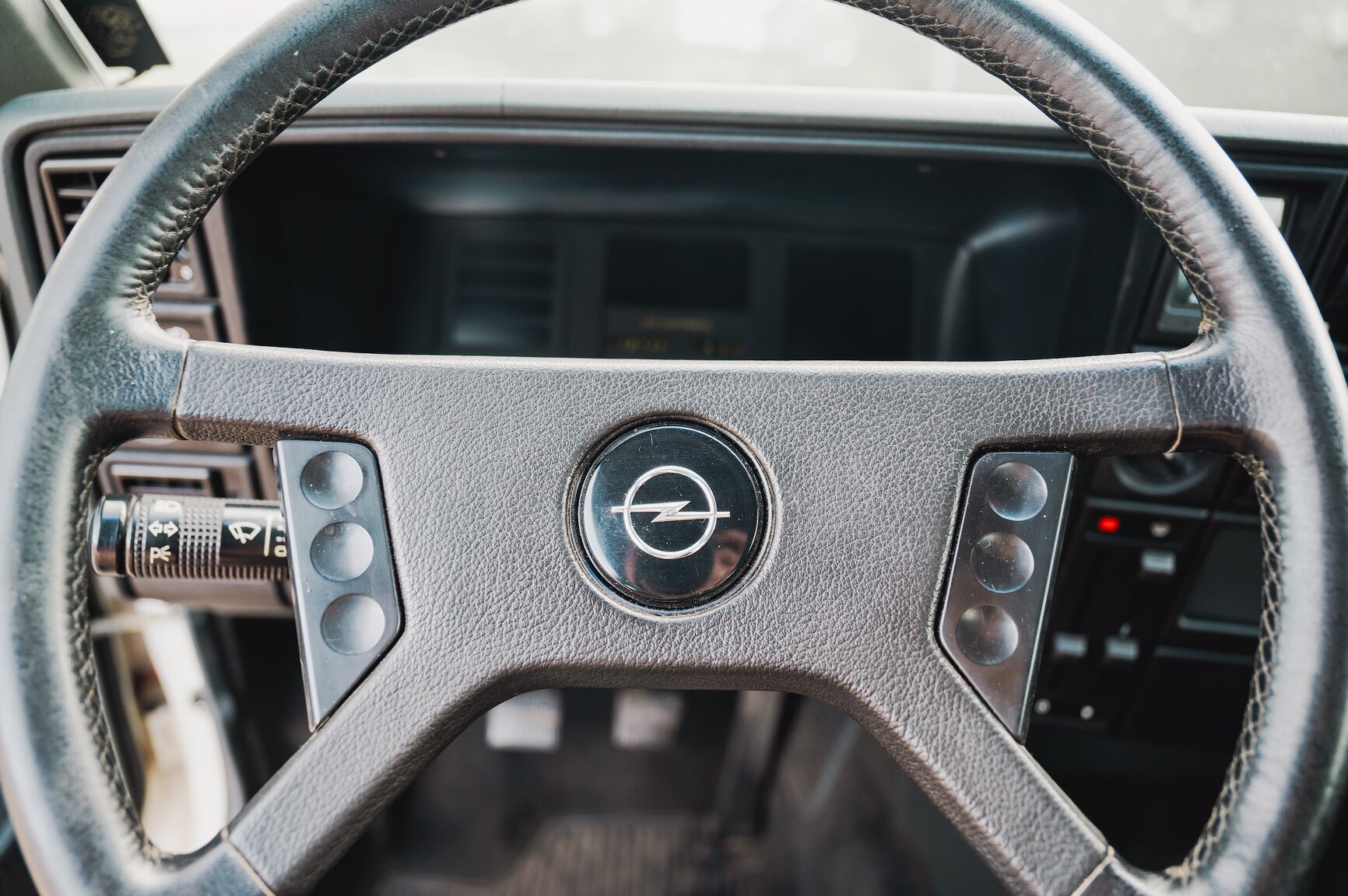 Interior image of 1986 Opel Monza GSE
