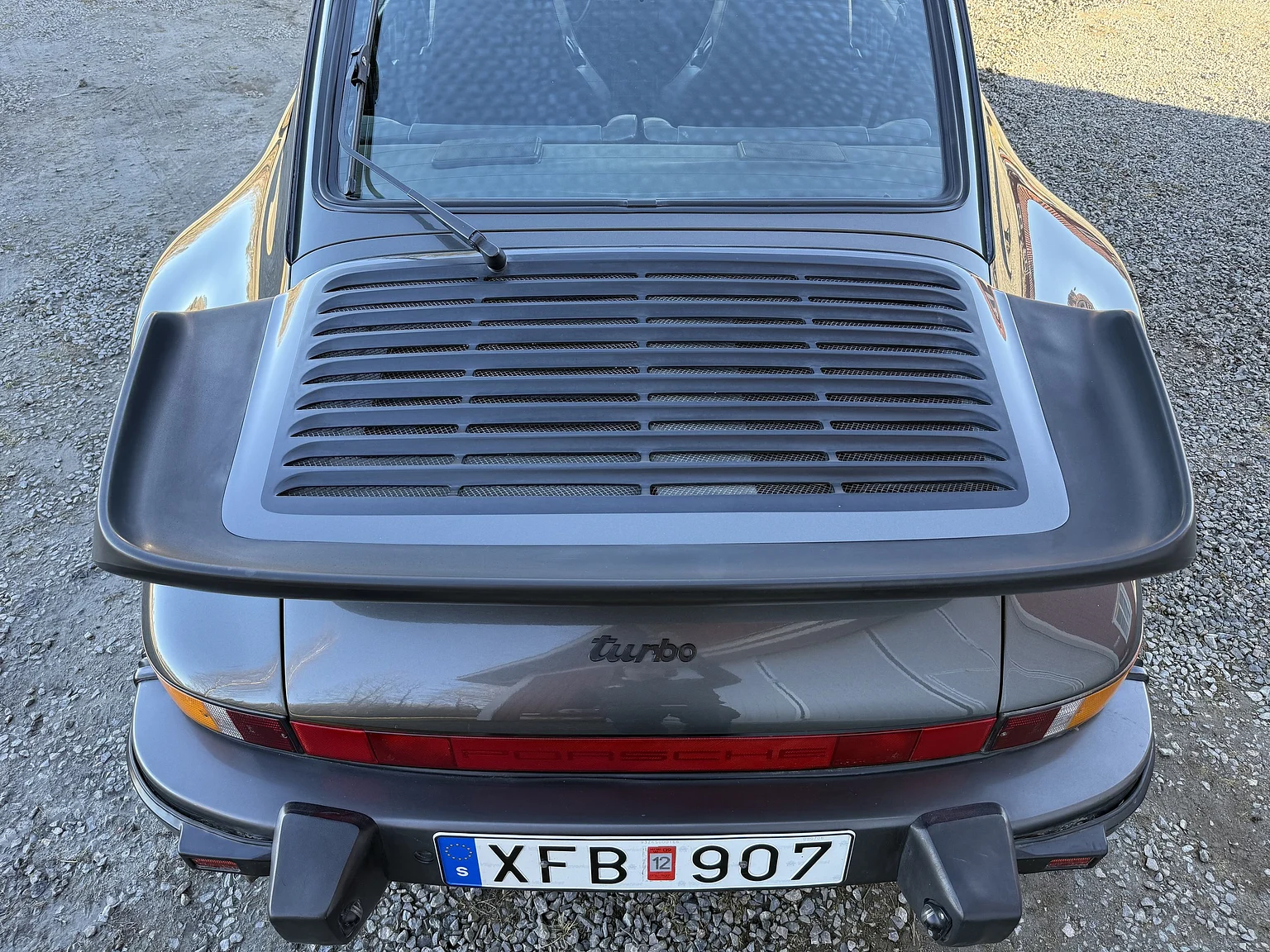 Aussenfoto 1989 Porsche 911 / 930 3.3 Turbo 5-speed (83)