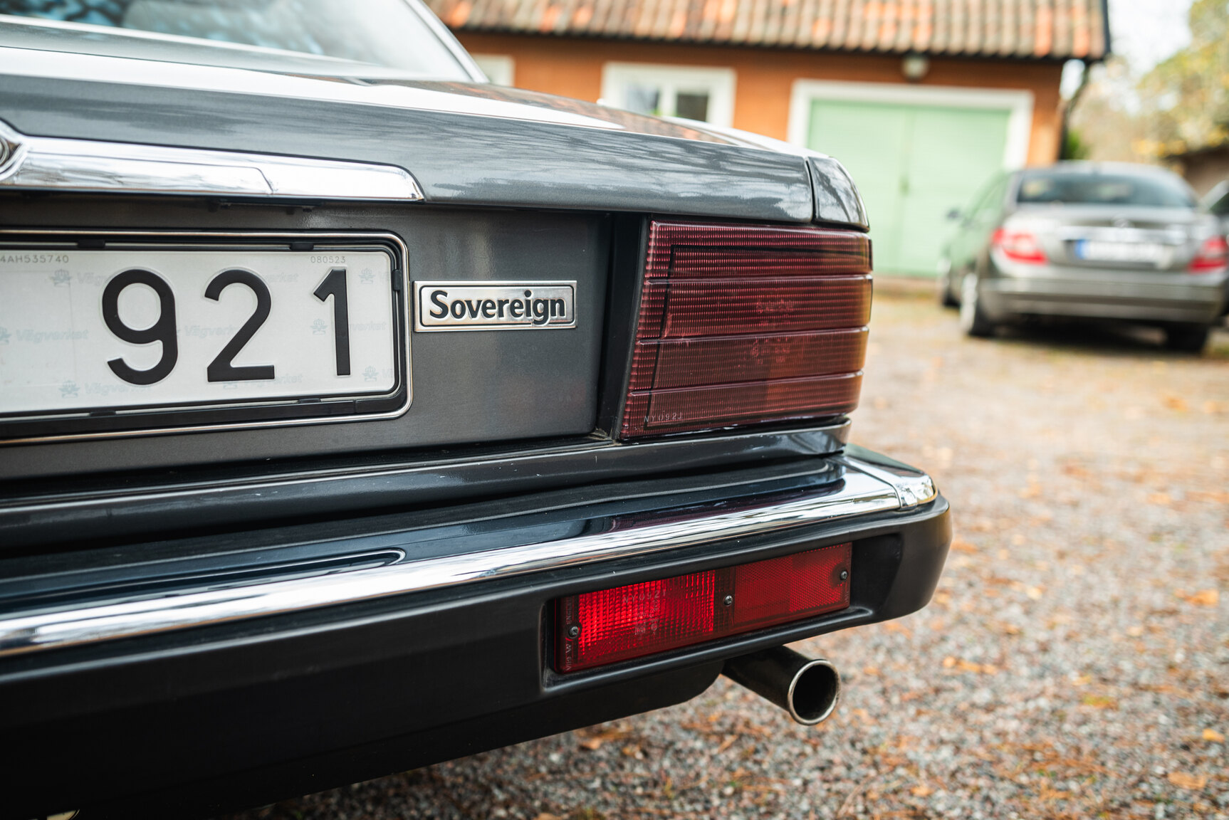 Exterior image of 1988 Jaguar XJ Sovereign