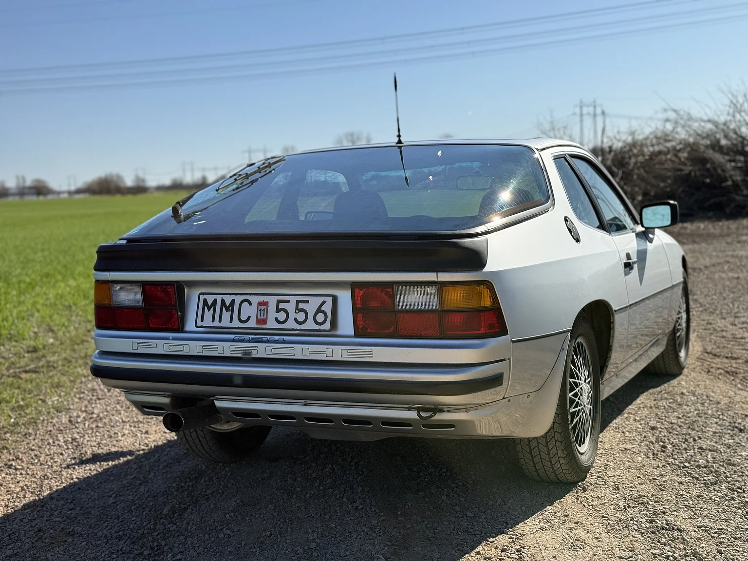 Aussenfoto 1979 Porsche 924  (8)