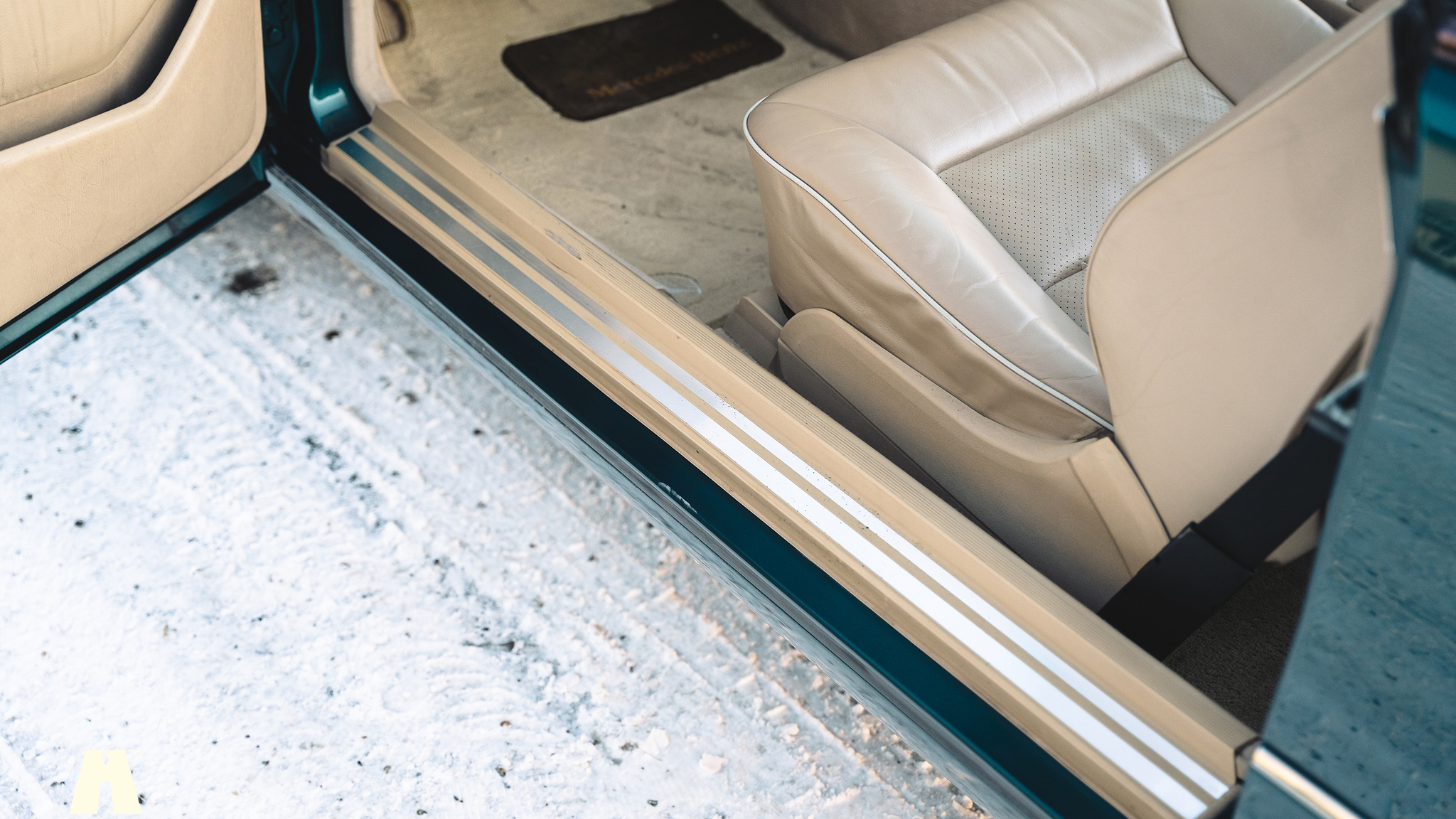 Innenraumfoto von 1995 Mercedes-Benz E320 Cabriolet 