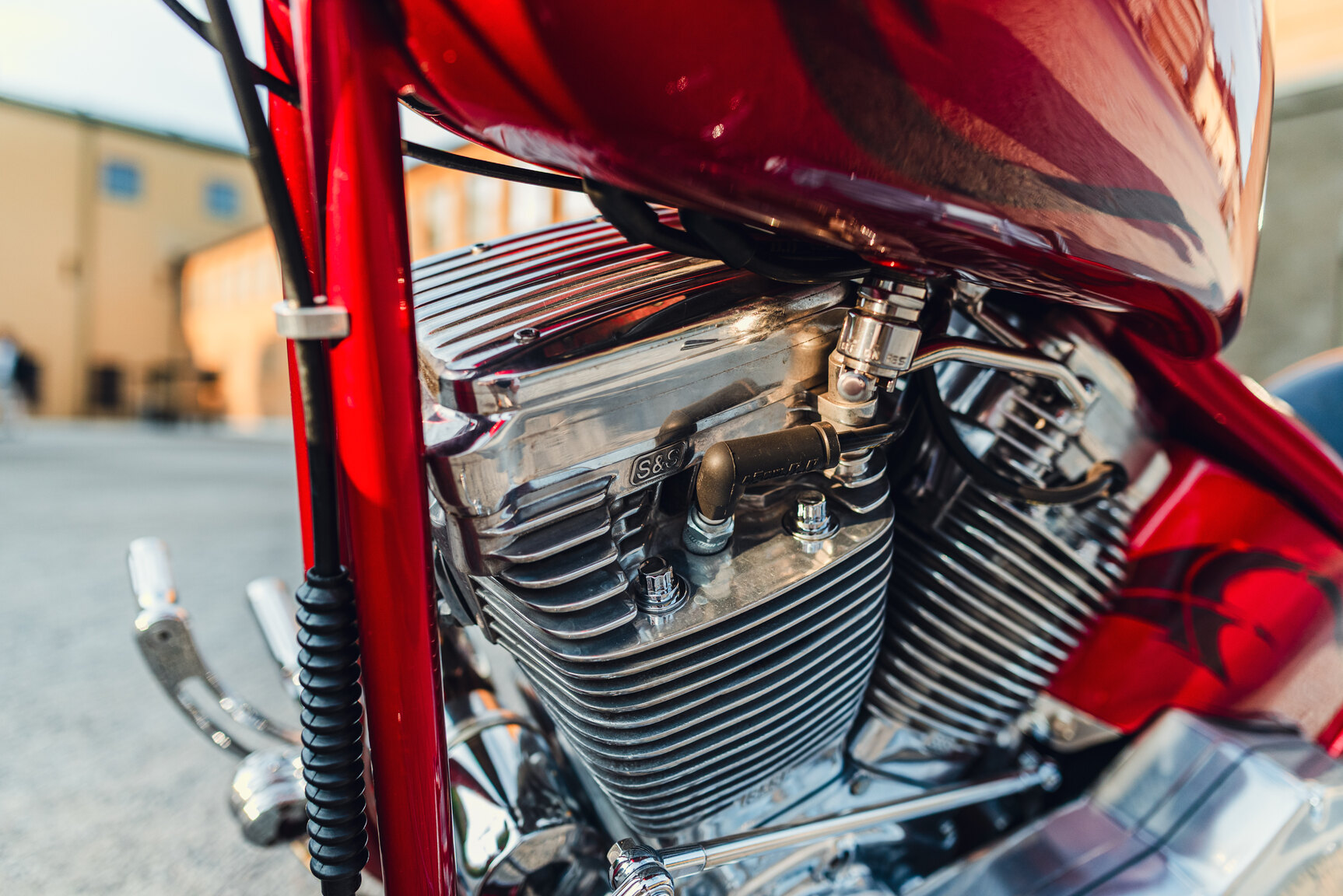 Image of 2001 Unique Custom Cycles Red Inferno mechanics
