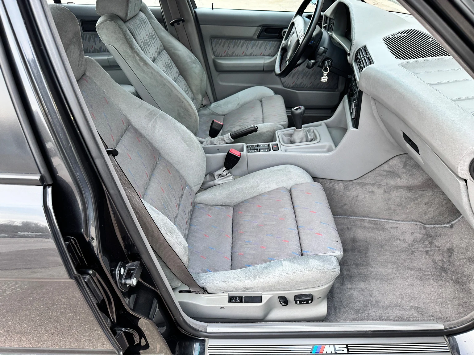 Interiörbild 1993 BMW E34 M5 Touring  (102)