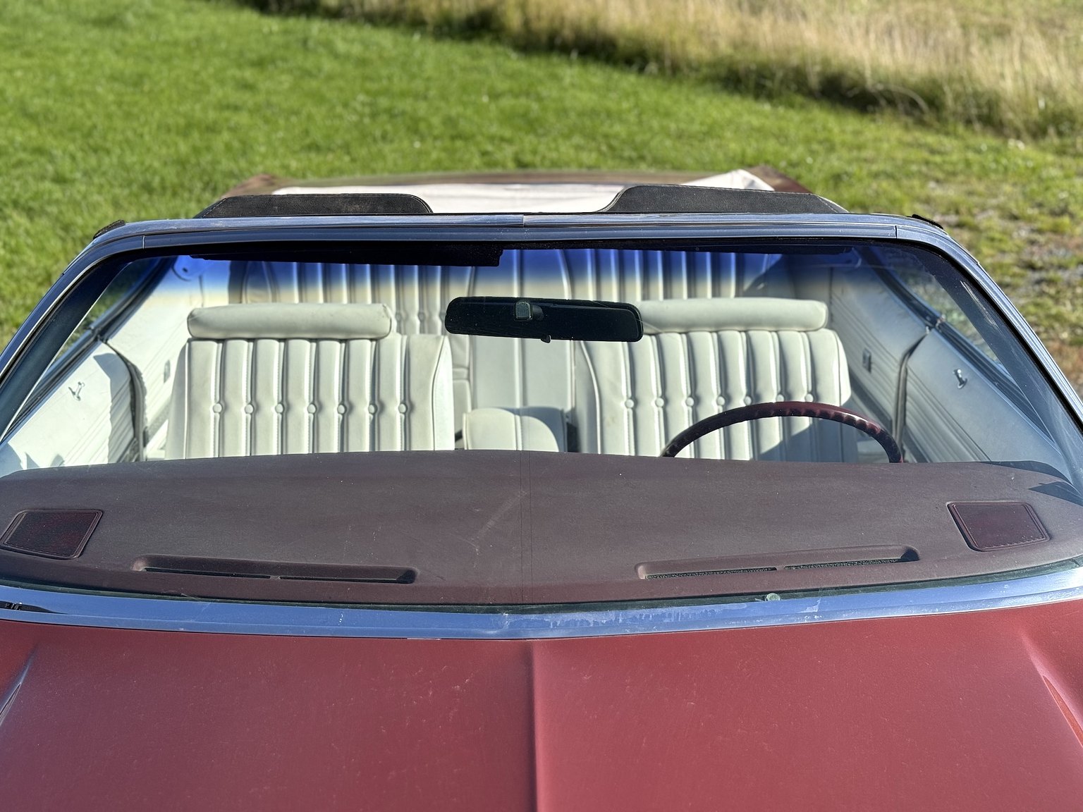Exteriörbild på 1975 Oldsmobile Delta 88