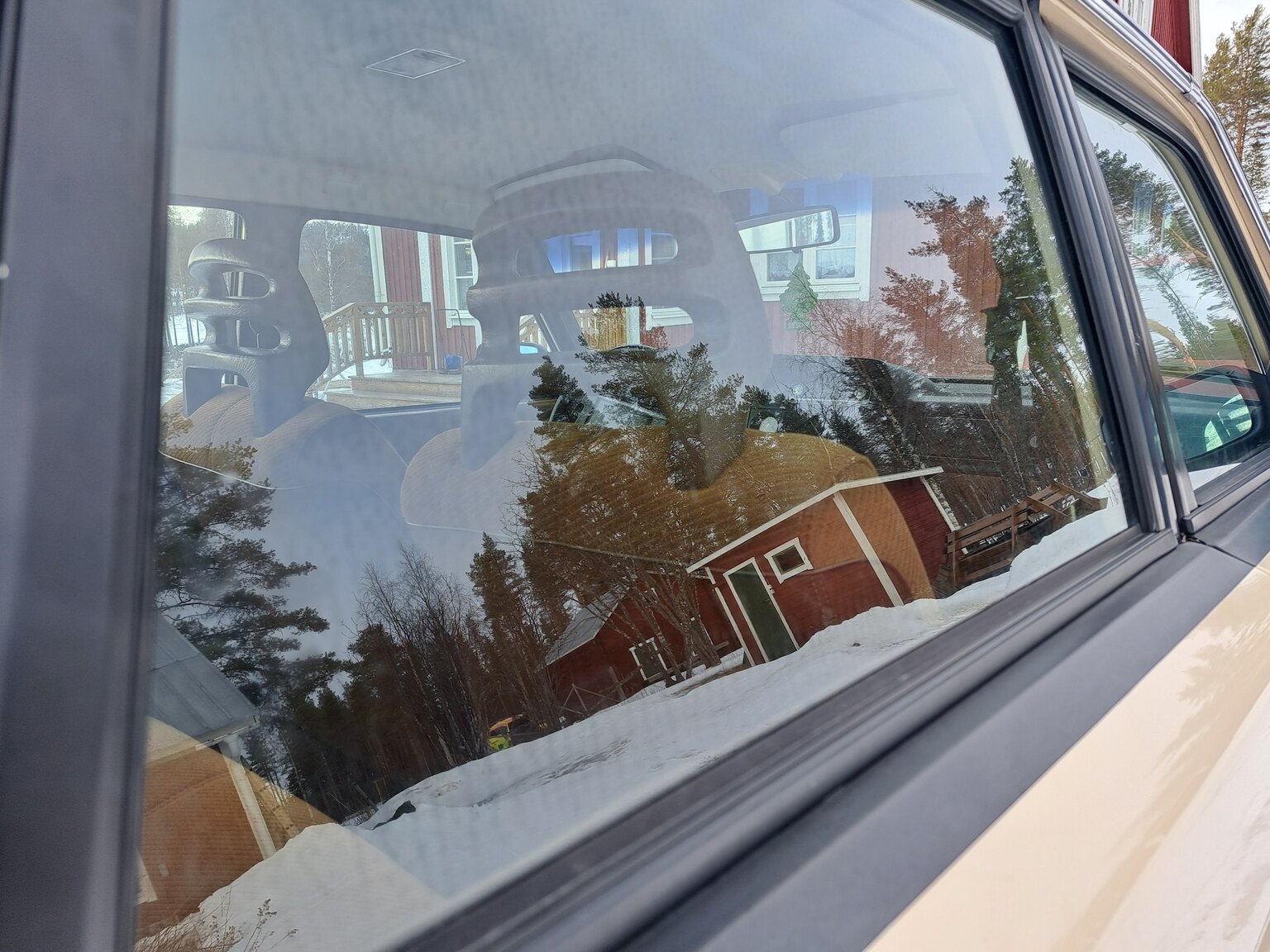 Exteriörbild på 1988 Volvo 240 GL