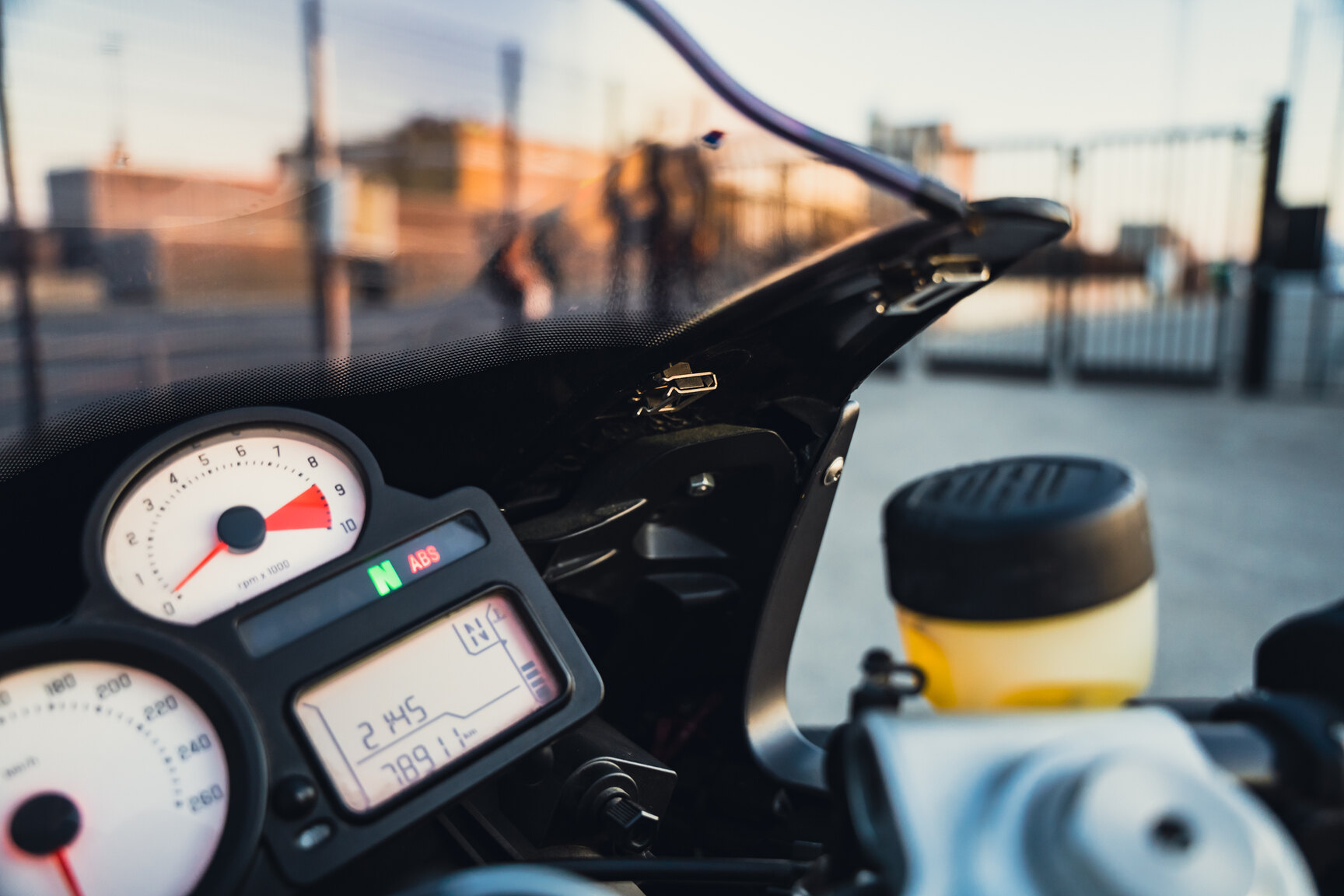 Exteriörbild på 2006 BMW R1200S