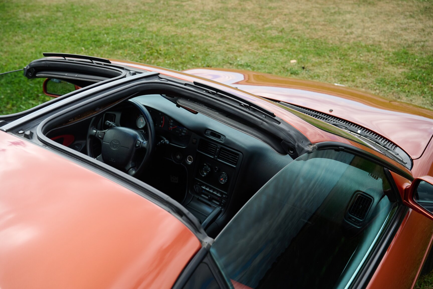 Interiörbild 1999 Toyota MR2 2.0 Turbo