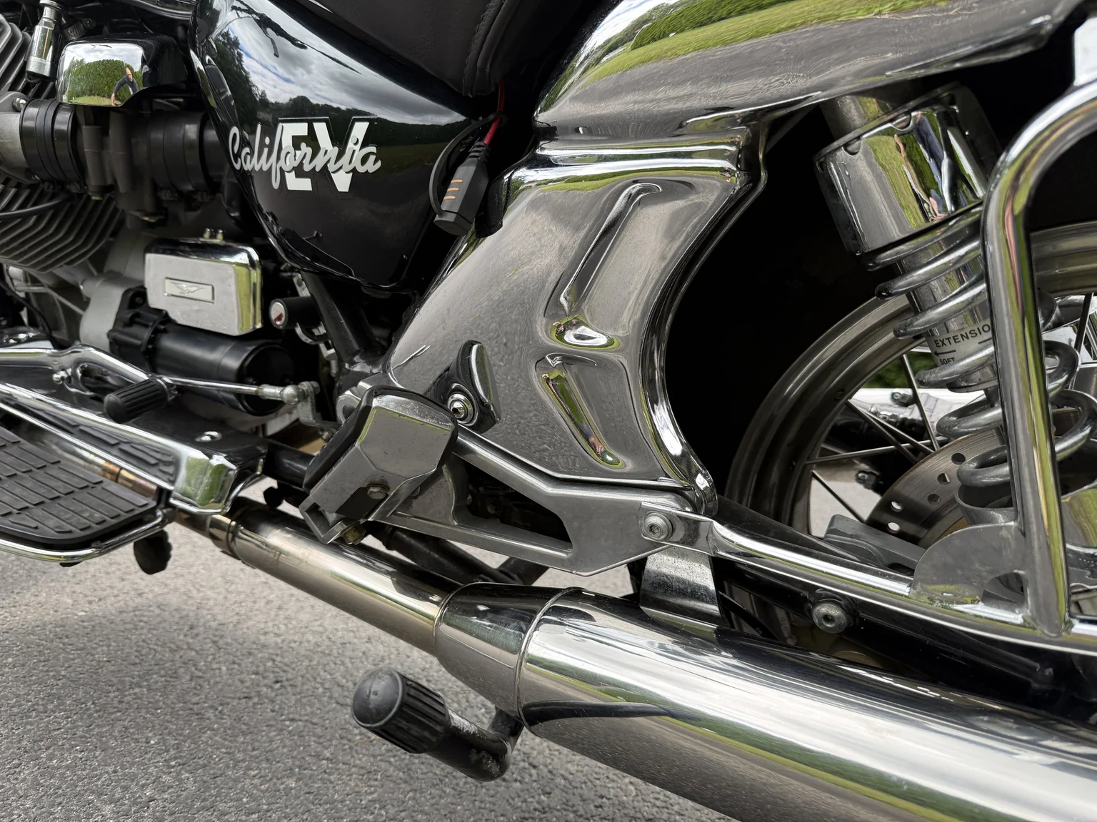 Image of 2001 Moto Guzzi California EV (17) mechanics