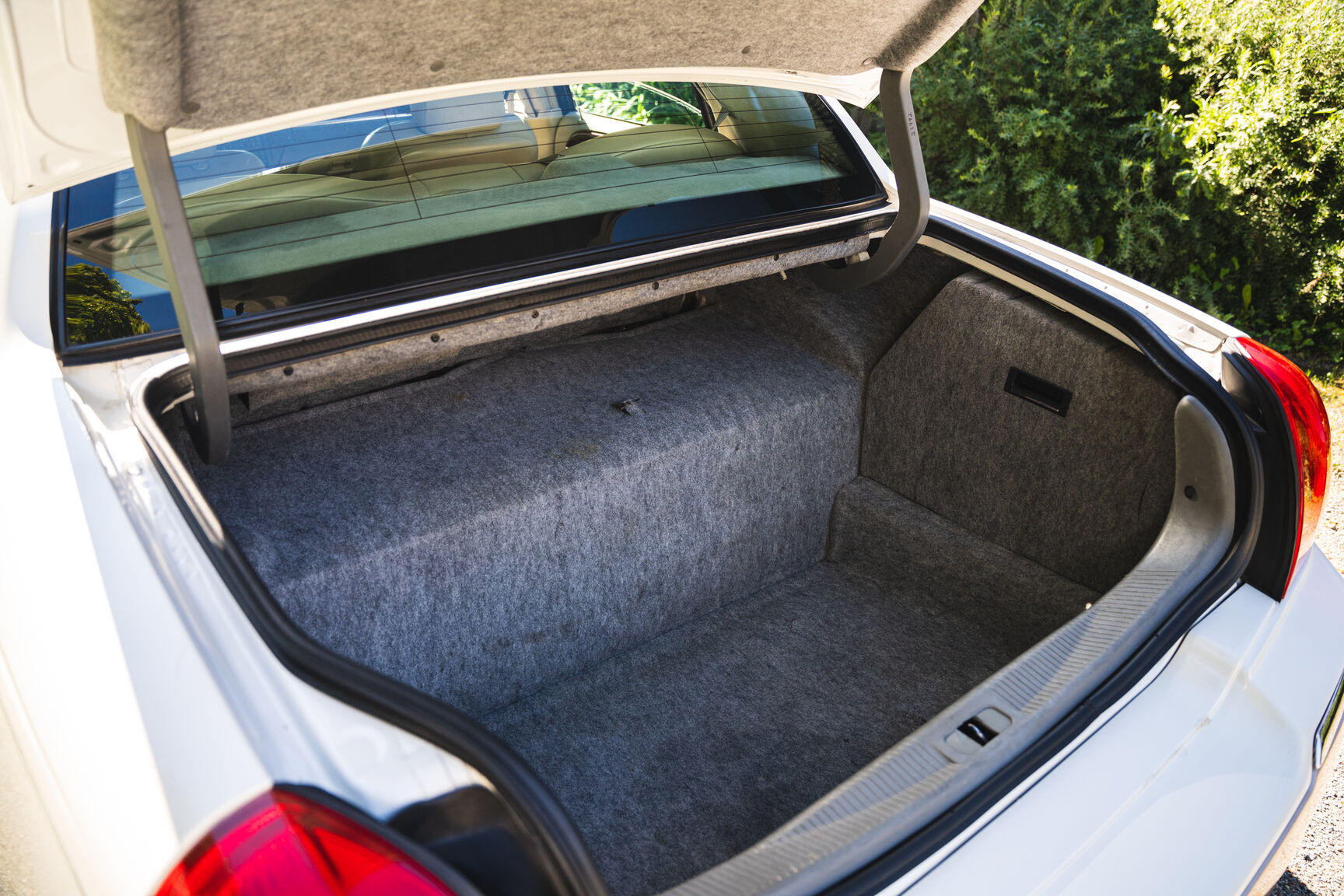 Innenraumfoto von 2003 Lincoln Town Car