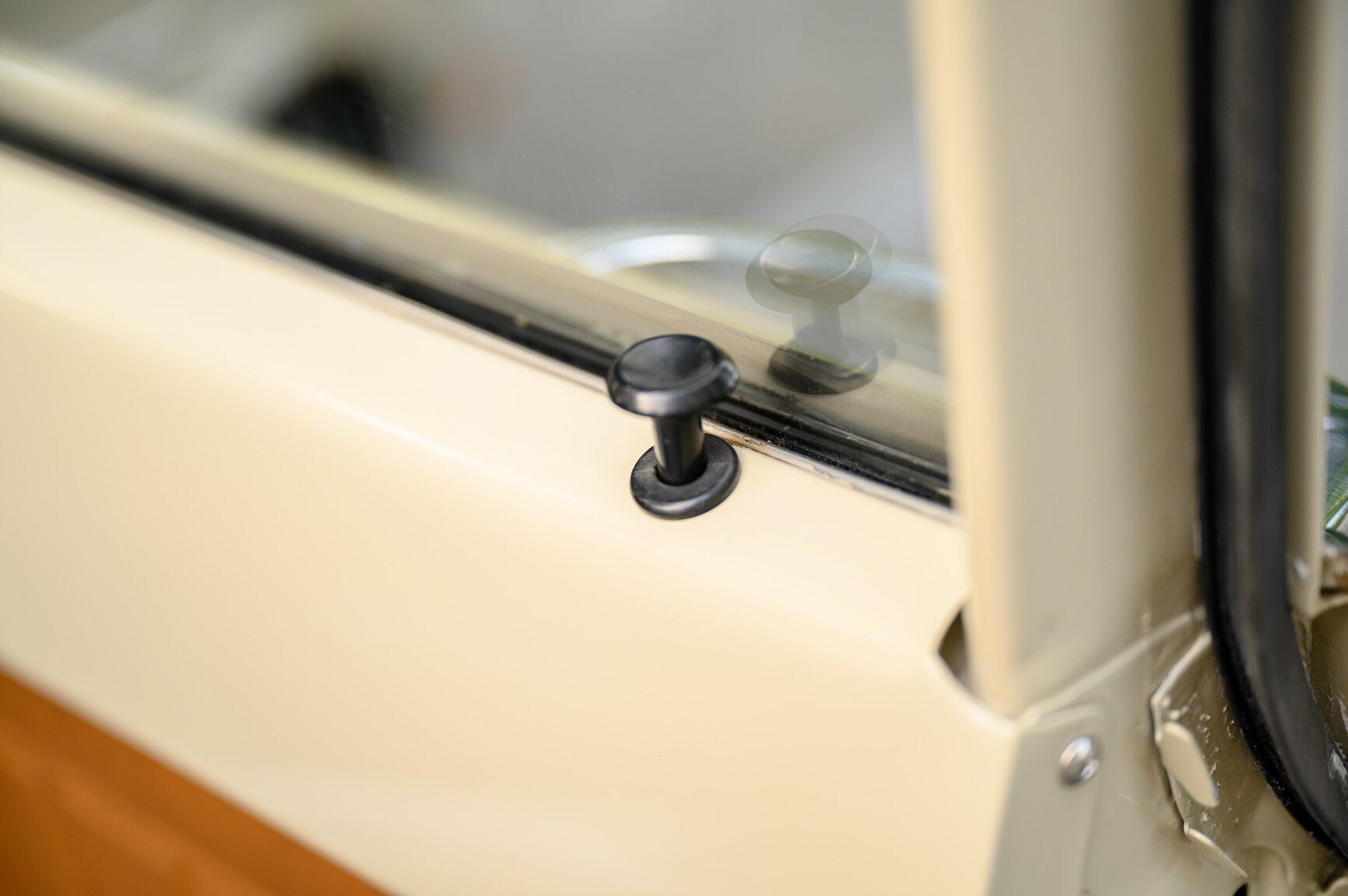 Interior image of 1968 Amazon Herrgårdsvagn