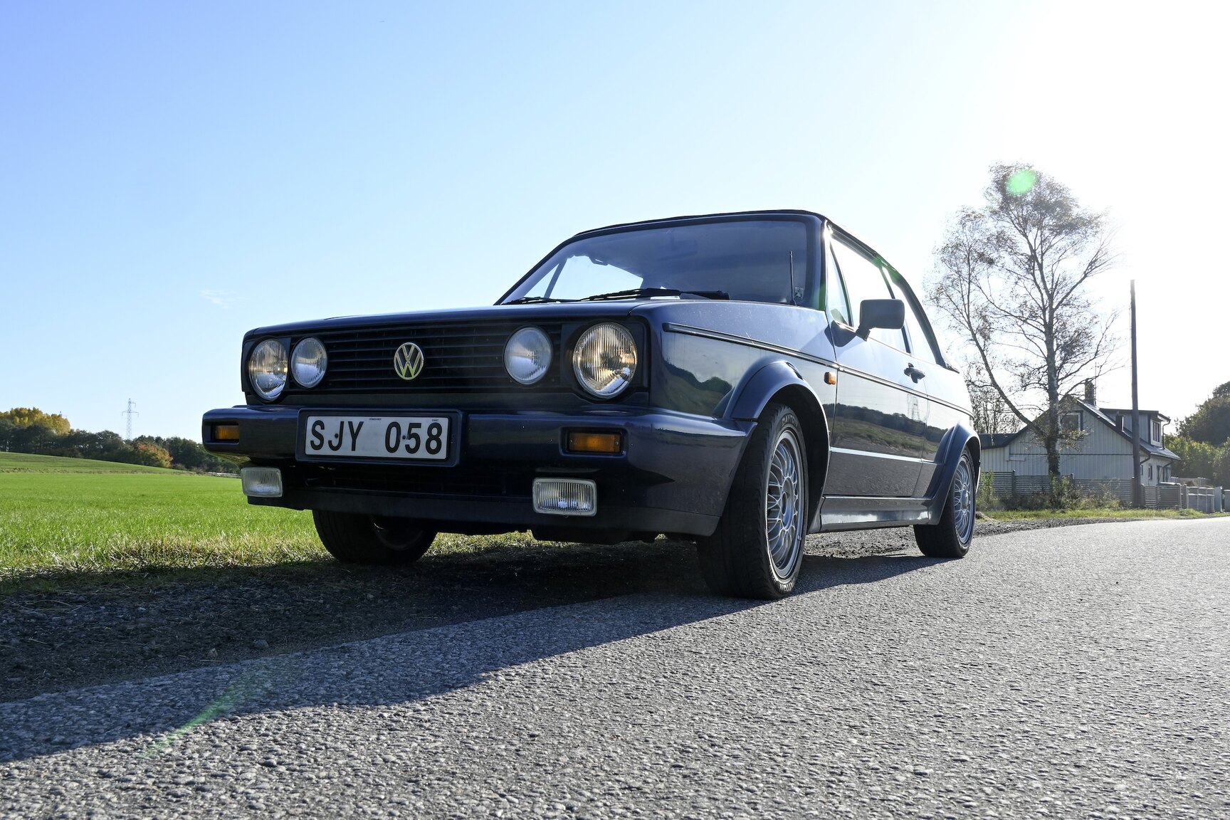 Exterior image of 1991 Volkswagen Golf Karmann Cabriolet
