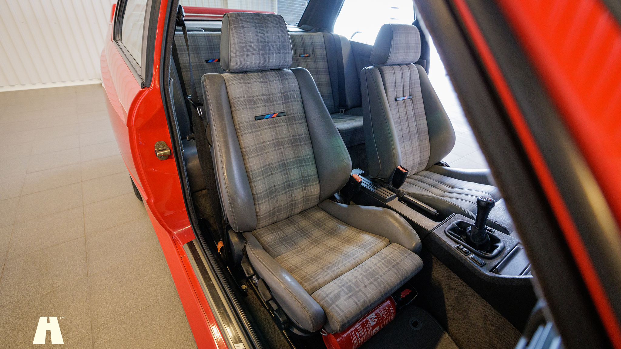 Interiörbild 1988 BMW E30 M3 EVO II