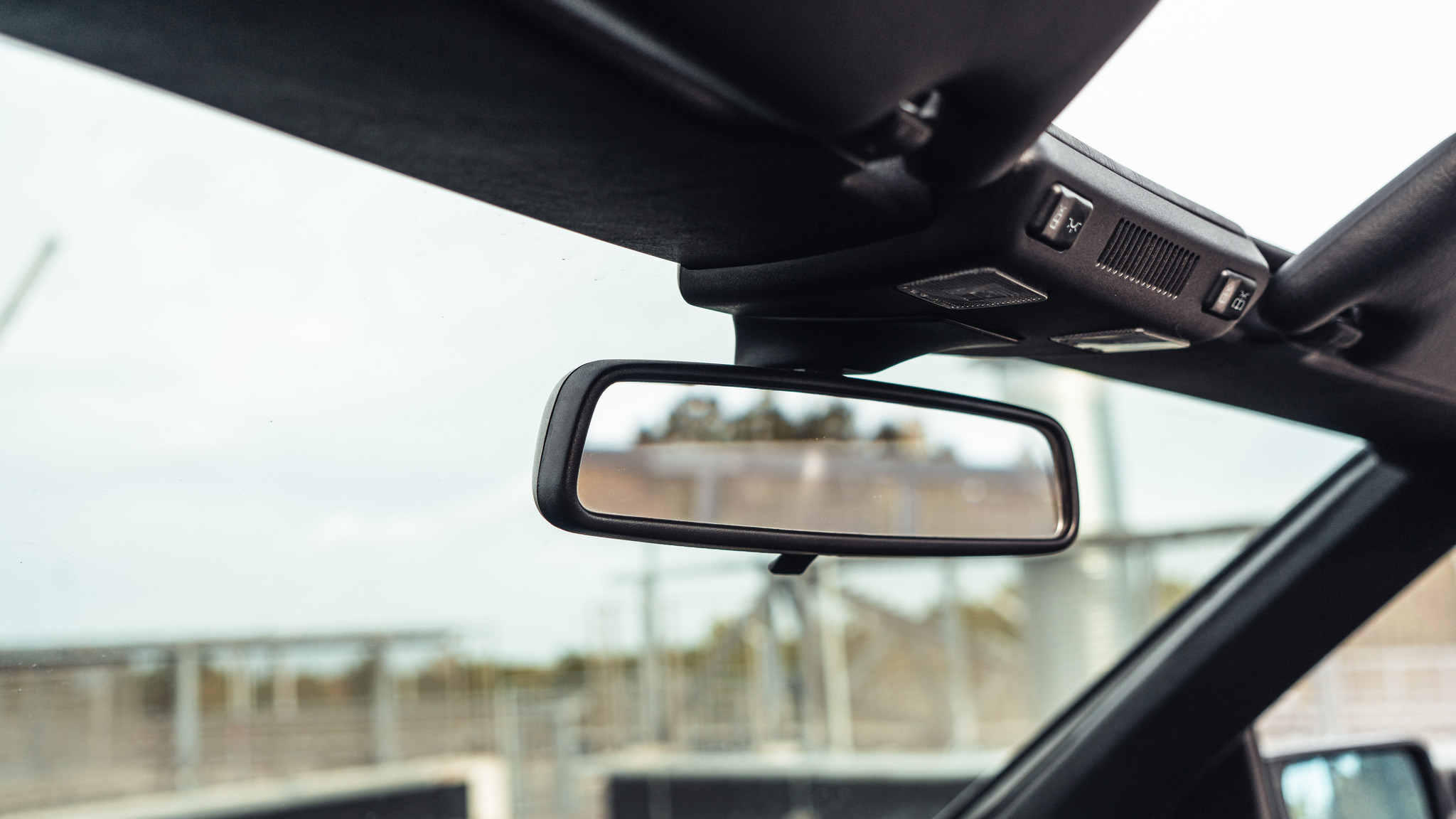 Innenraumfoto von 1994 Mercedes SL320 (R129)  (9)