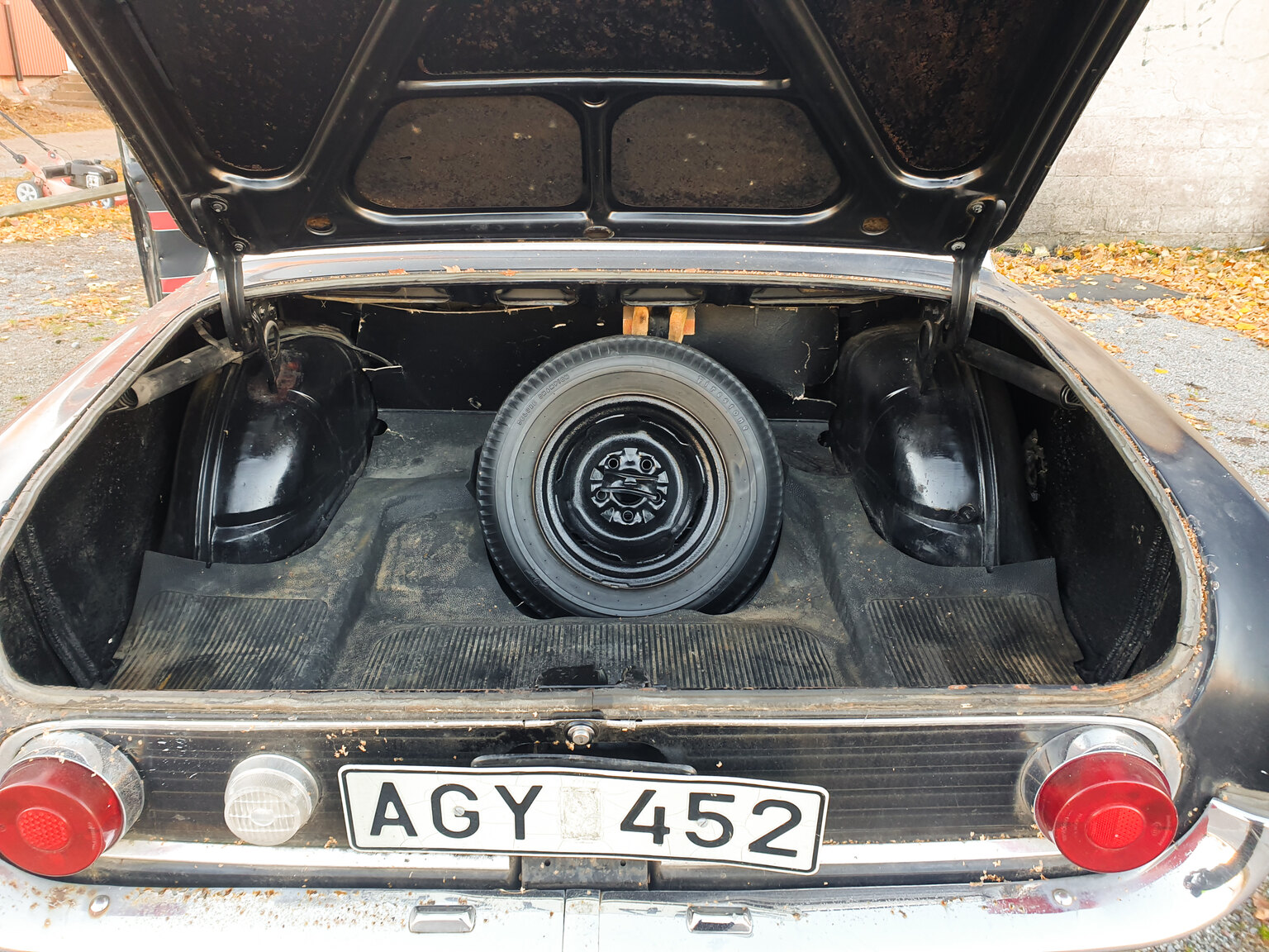 Interior image of 1964 Ford Taunus 17 M Super