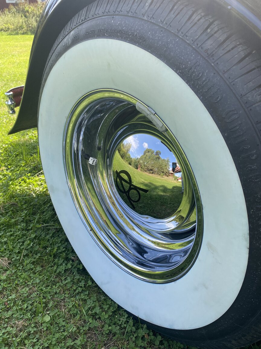 Aussenfoto 1932 Ford 32 deuce sport coupé (Hot Rod)