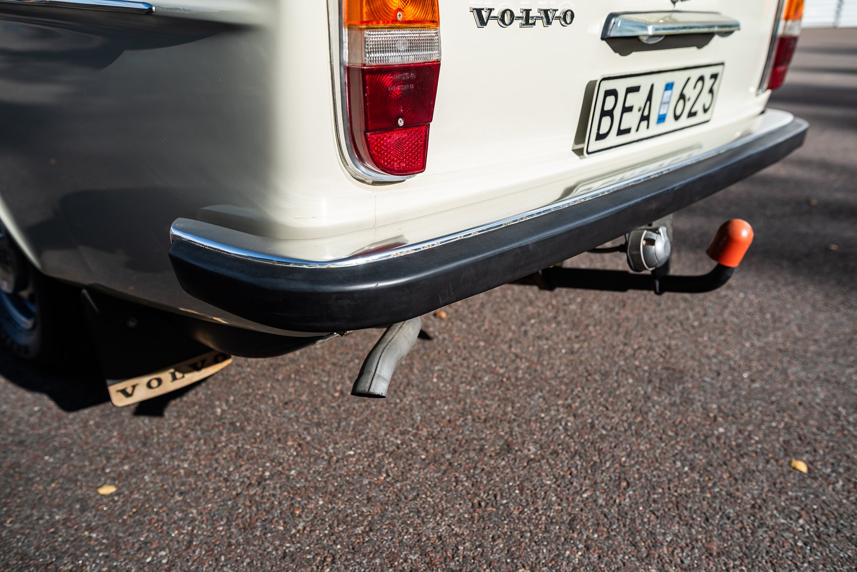Exterior image of 1967 Volvo 144 1.8 