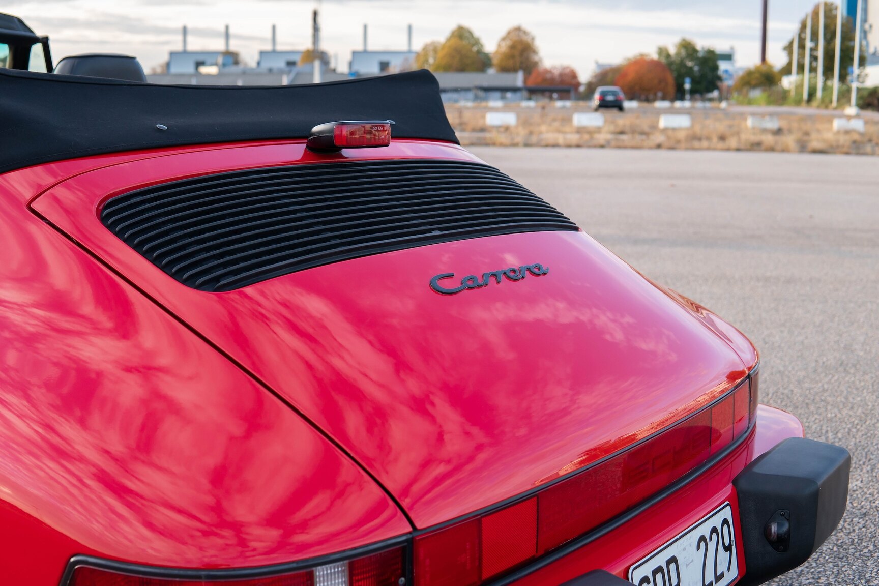 Aussenfoto 1987 Porsche 911 Carrera Cab 3.2