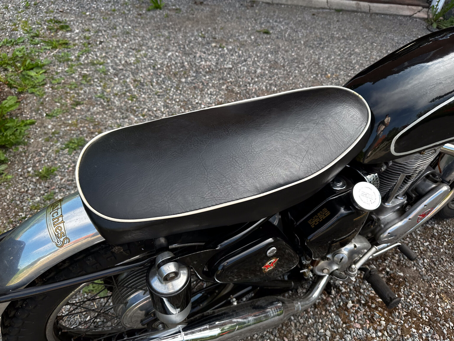 Exterior image of 1952 AJS 16MS 350cc Matchless-replica