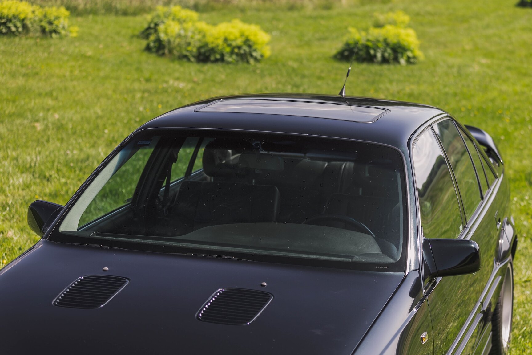 Exteriörbild på 1991 Lotus Omega