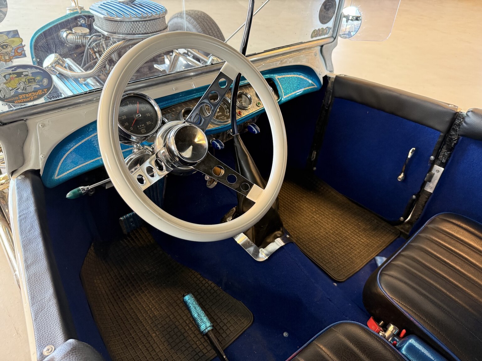 Innenraumfoto von 1986 Hot Rod T23 (1)