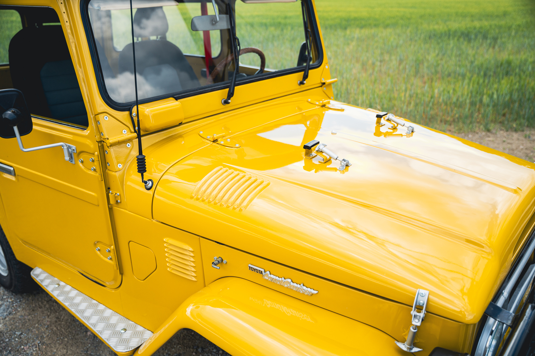 Exterior image of 1976 Toyota Land Cruiser BJ40