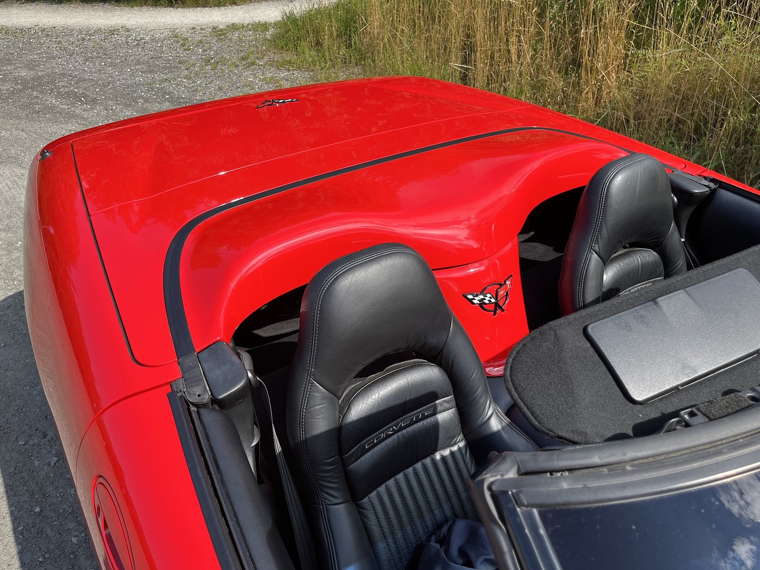 Exterior image of 2000 Chevrolet Corvette Cabriolet