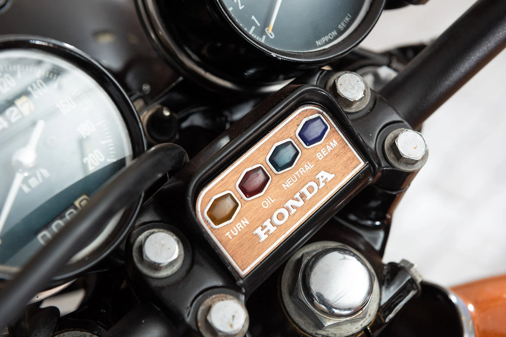 Exteriörbild på 1976 Honda Cb 500 F K1 (27)