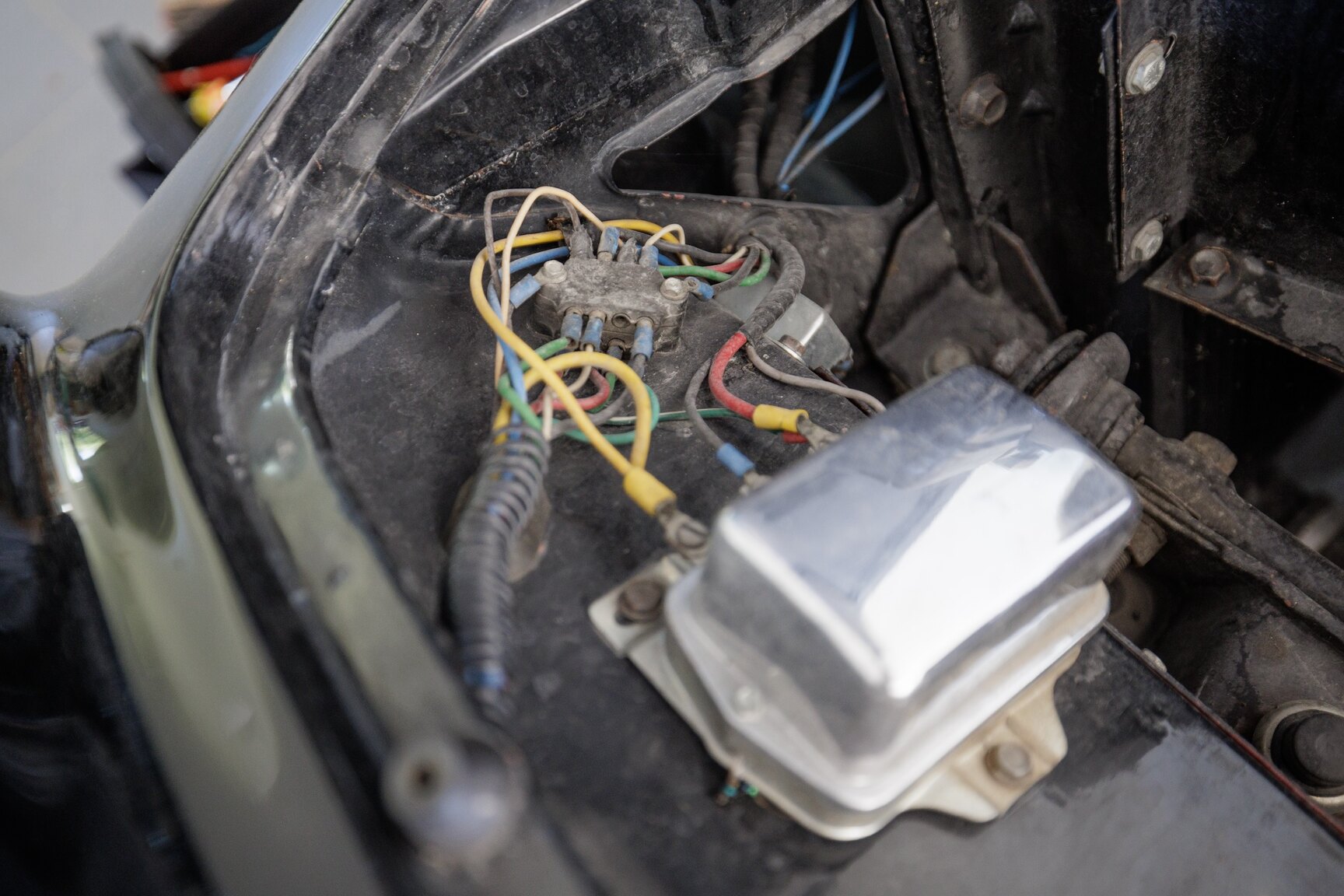 Image of 1956 Ford Thunderbird mechanics