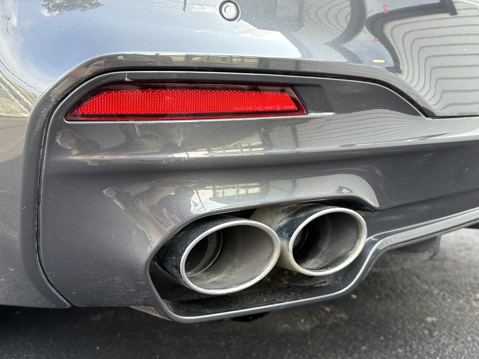 Exterior image of 2019 ALPINA B5 S Bi-Turbo Sedan ALLRAD