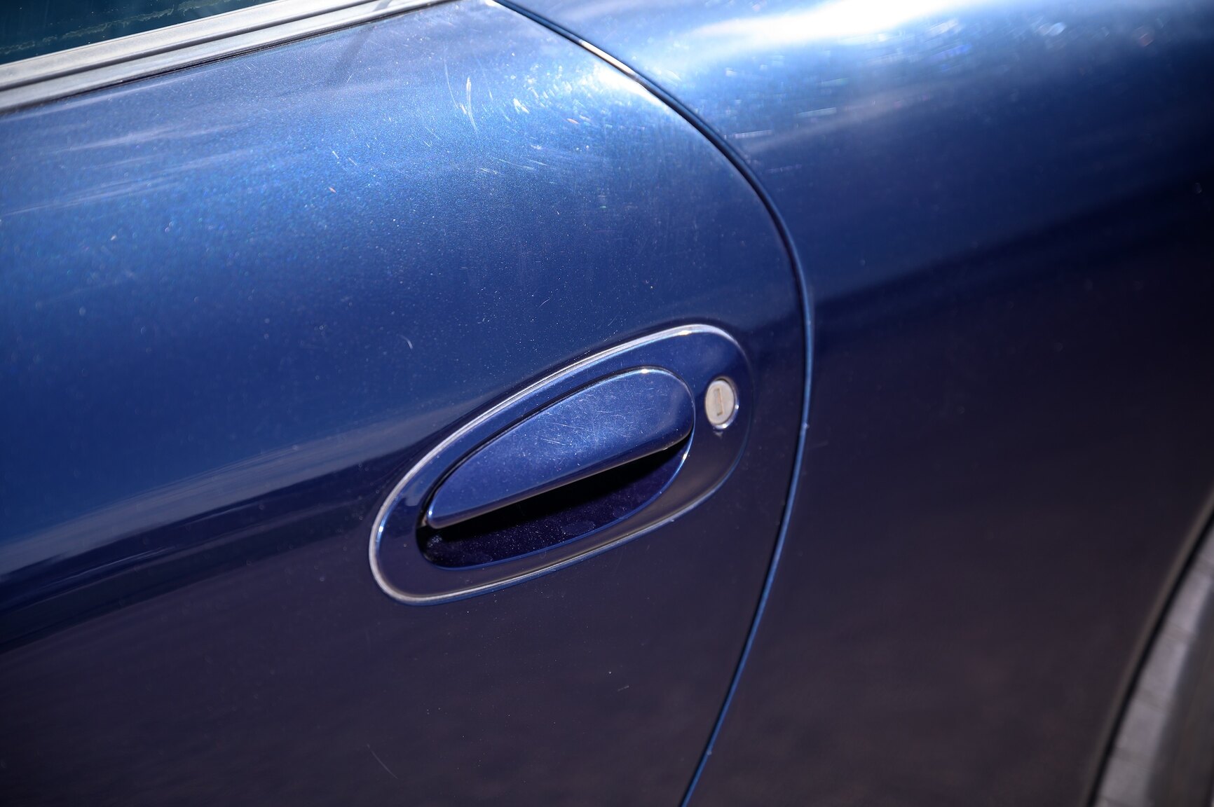 Exteriörbild på 1999 Porsche 911 Carrera