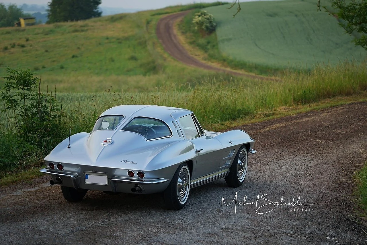 Bild von 1963 Chevrolet Corvette (18)