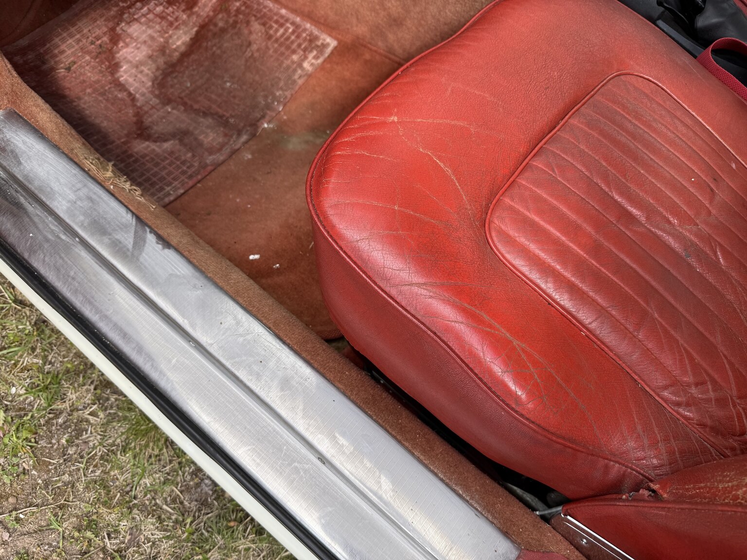 Interior image of 1967 Rover 2000 TC 2.0 OHC