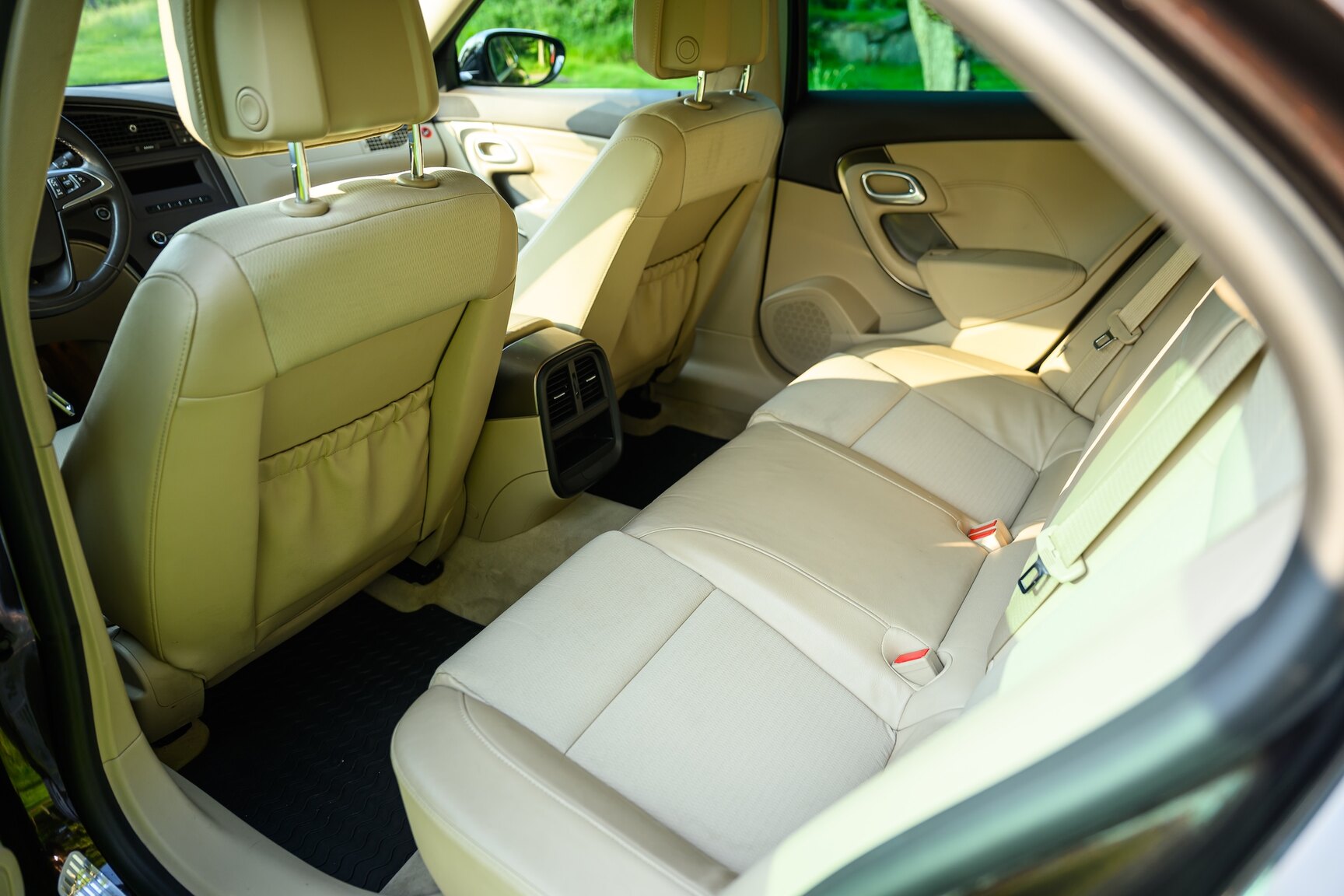 Interior image of 2011 SAAB 9-5 Biopower