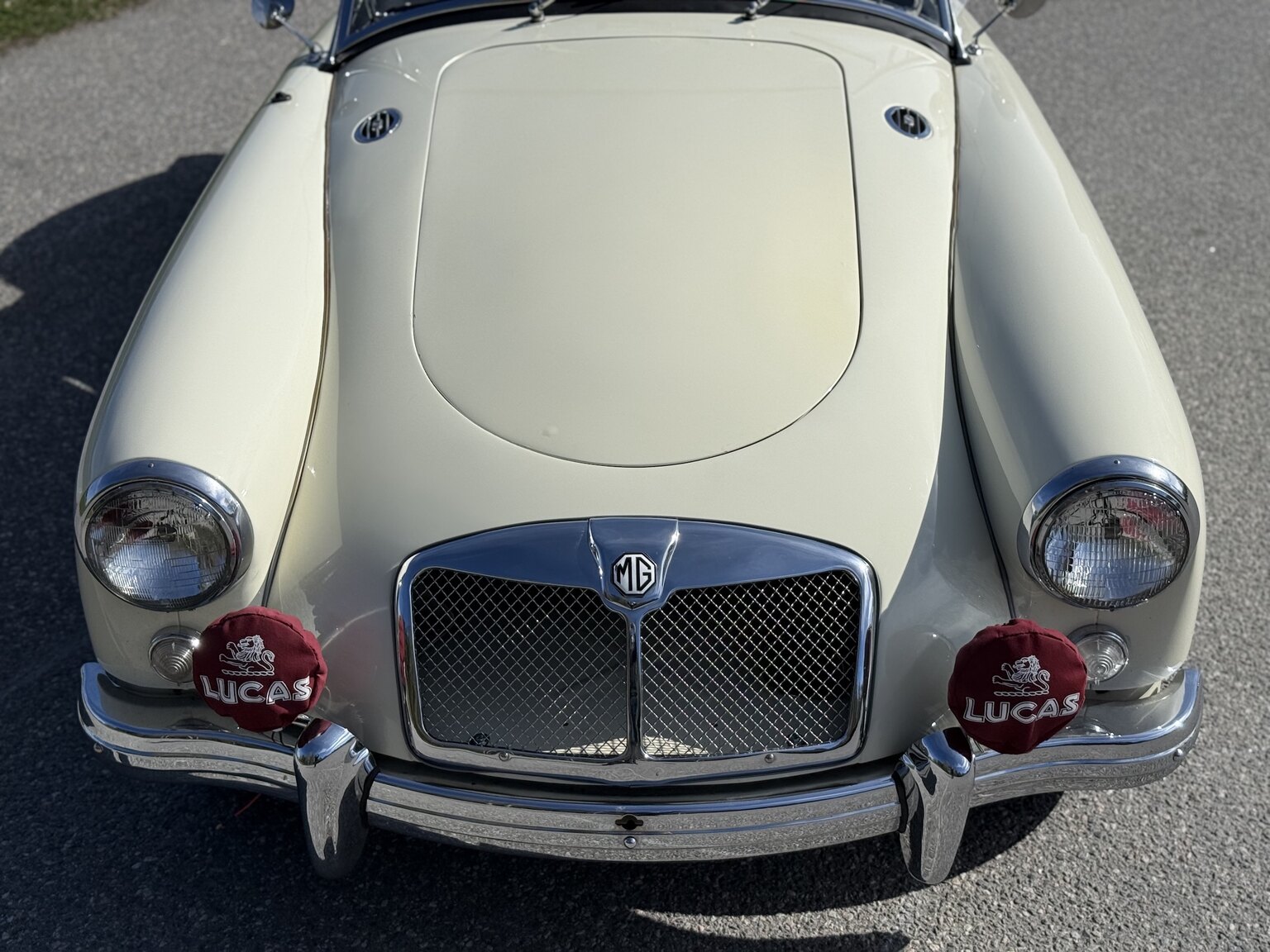 Exteriörbild på 1959 MG MGA 1500