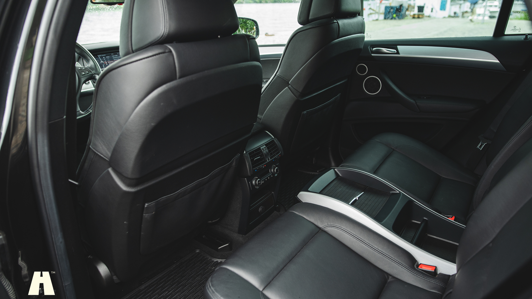 Interiörbild 2010 BMW X6 M Ferrita 555HK (34)