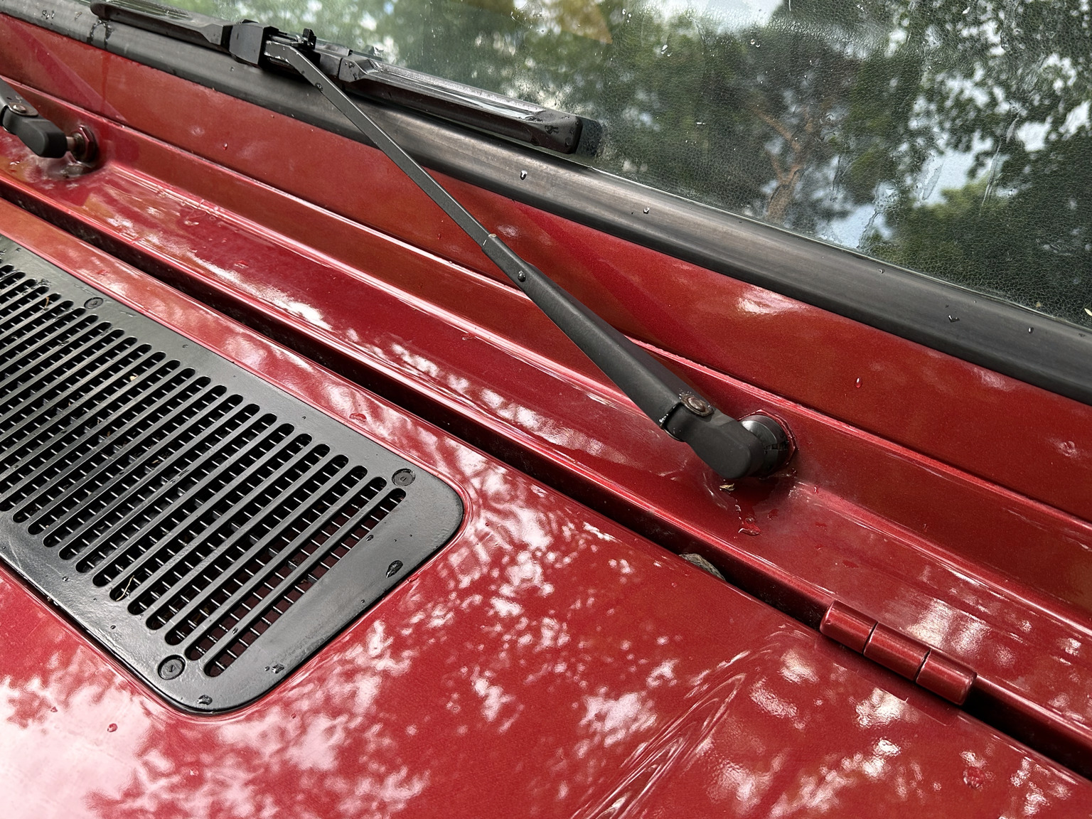 Exteriörbild på 1986 Mercedes 280 GE (34)