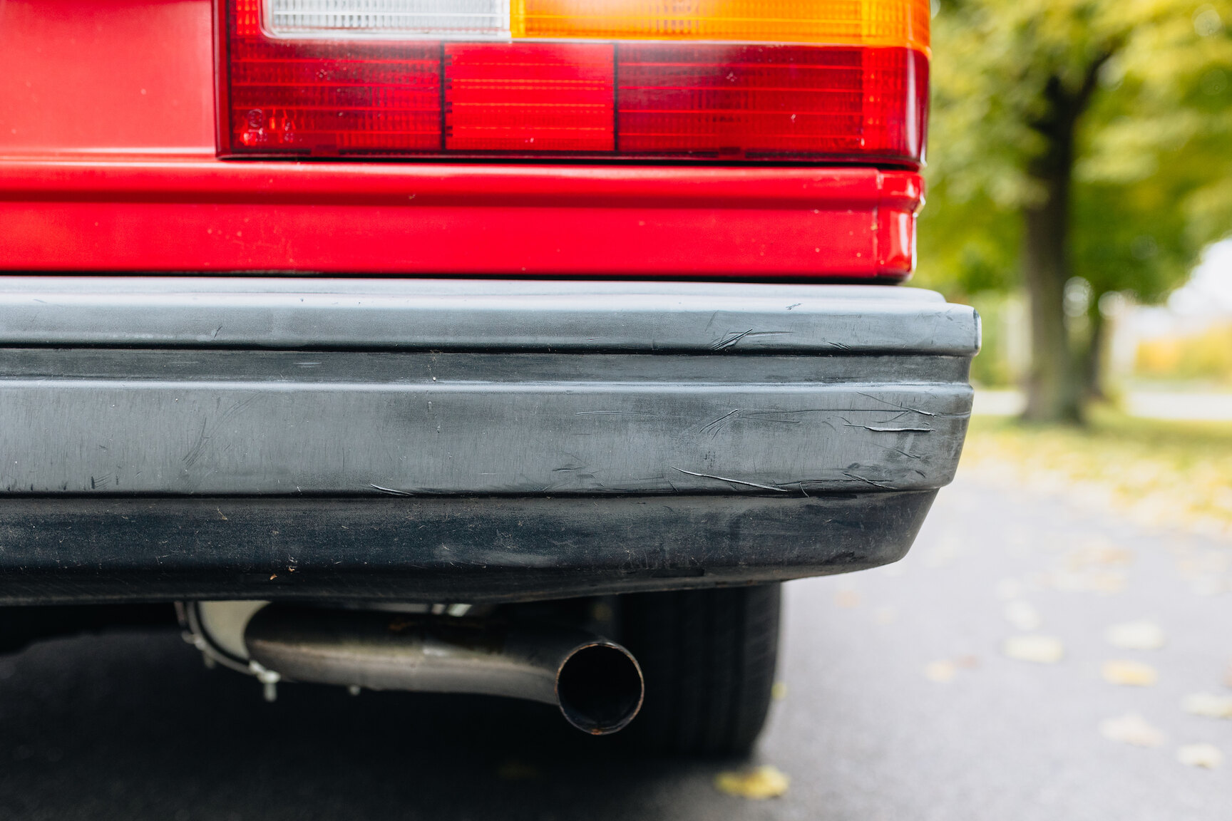 Exterior image of 1990 Volvo 740 GL 2.3