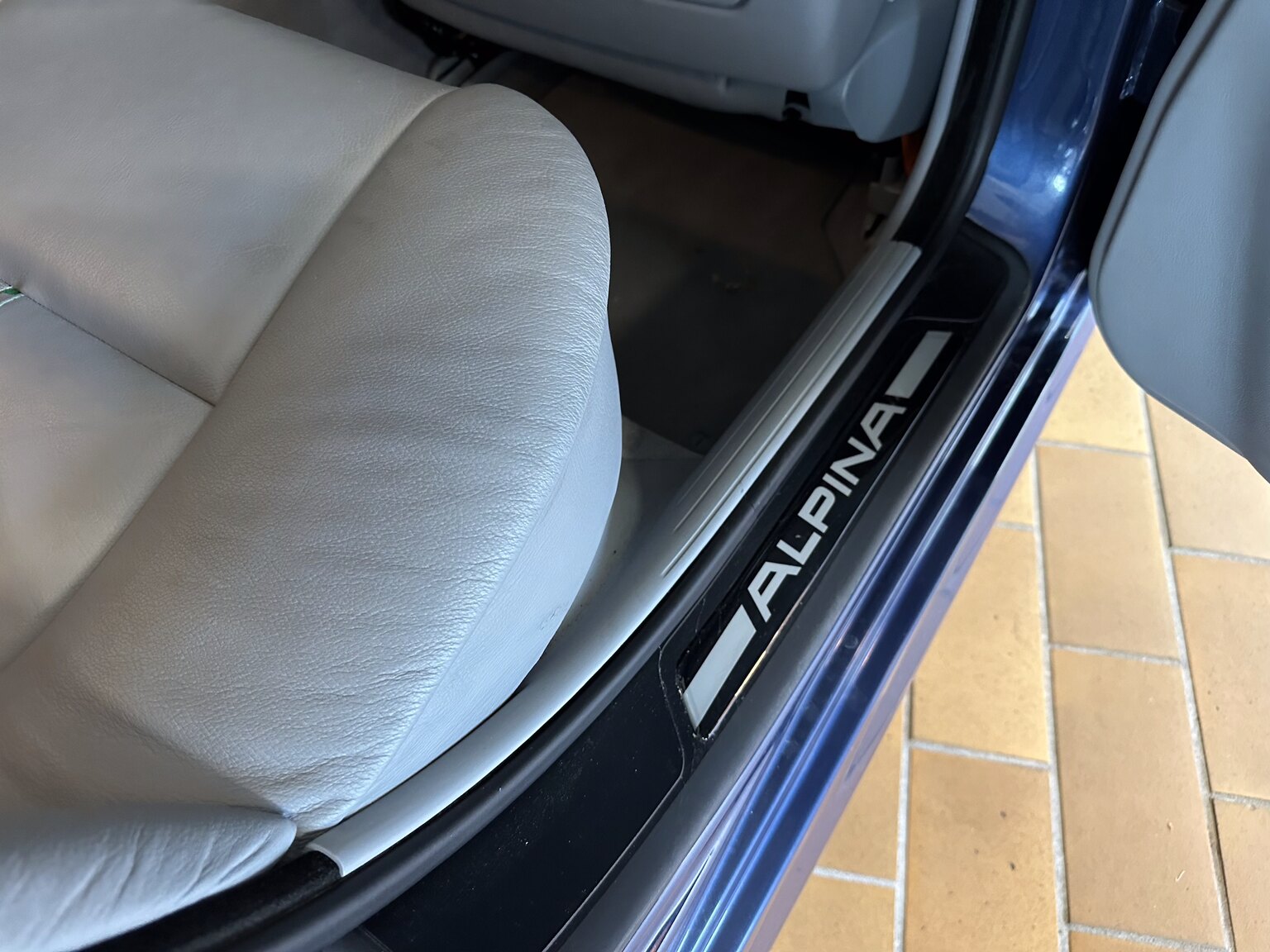 Interiörbild 2002 ALPINA B10 V8S