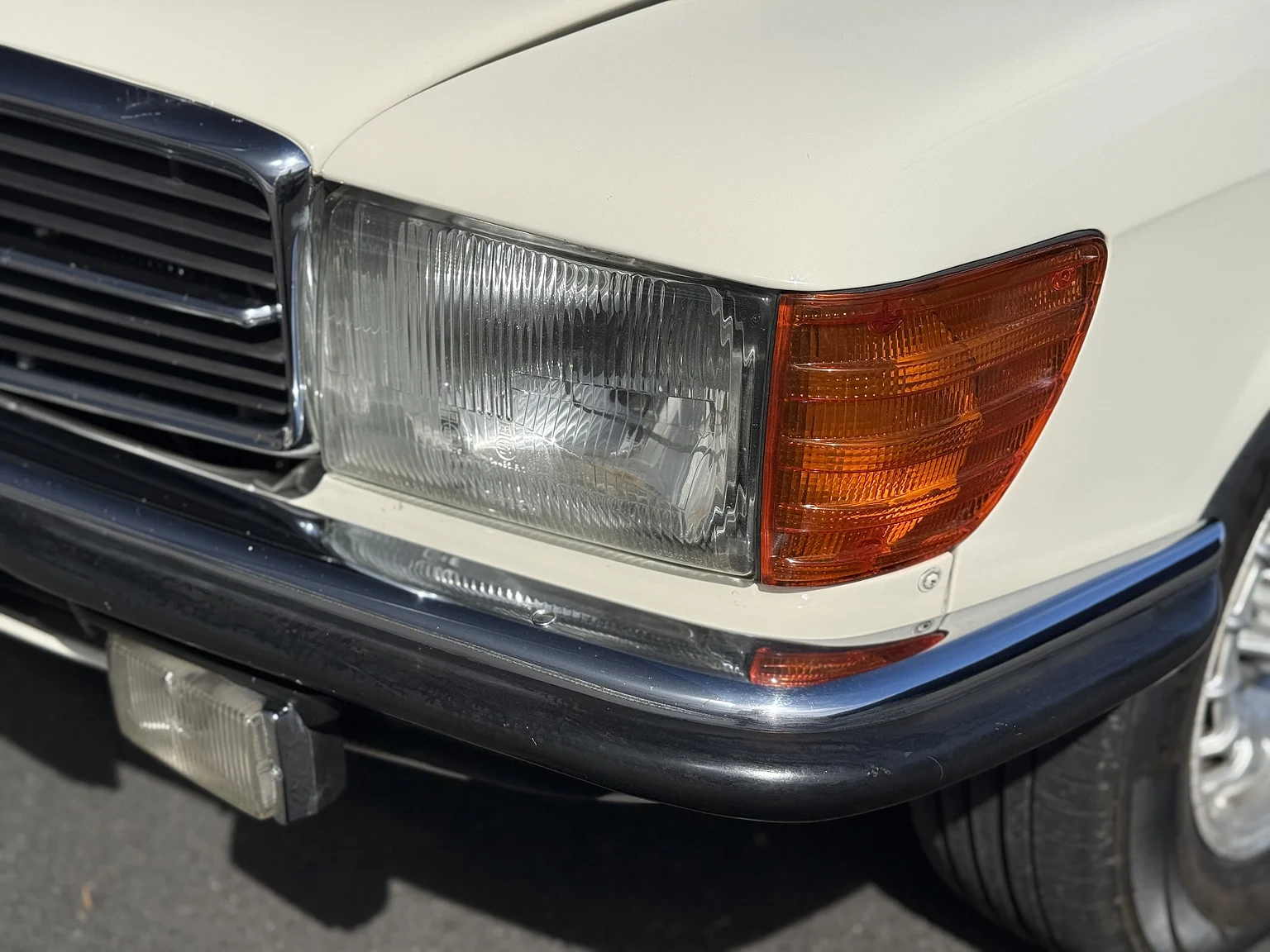 Aussenfoto 1973 Mercedes Benz 350 SL  (31)