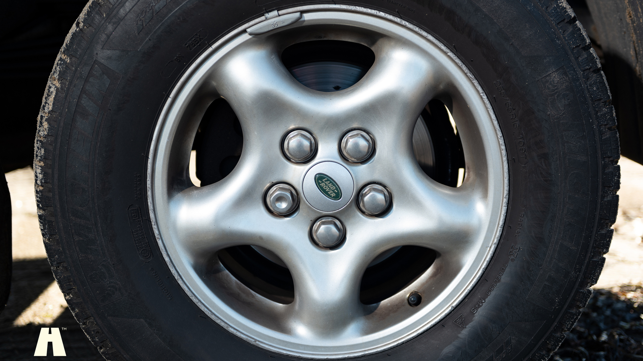 Exterior image of 1999 Land Rover Discovery 2