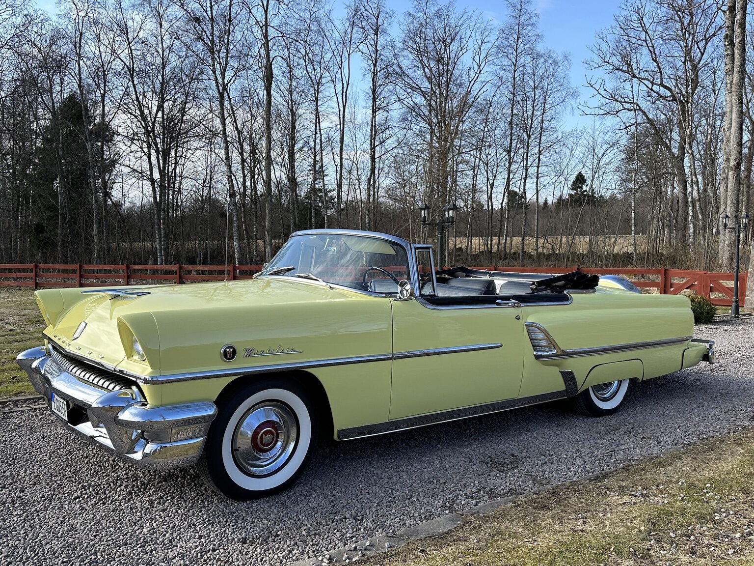 Exterior image of 1955 Mercury Montclair