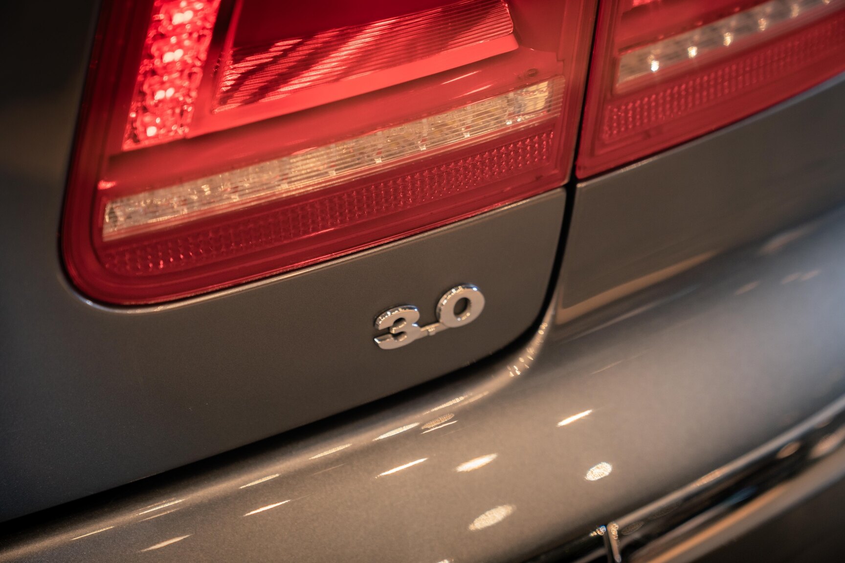 Exteriörbild på 2012 Volkswagen Phaeton 3.0 TDI 4Motion