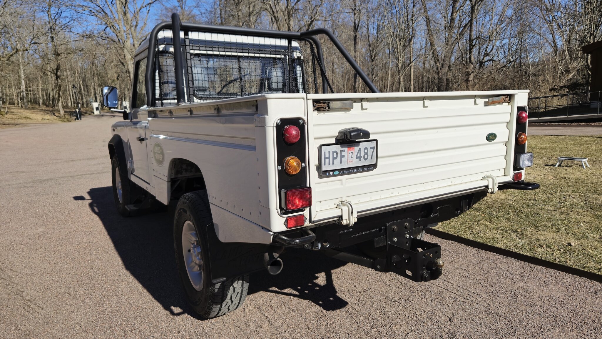 Exteriörbild på 1999 Land Rover Defender Single Cab Pickup