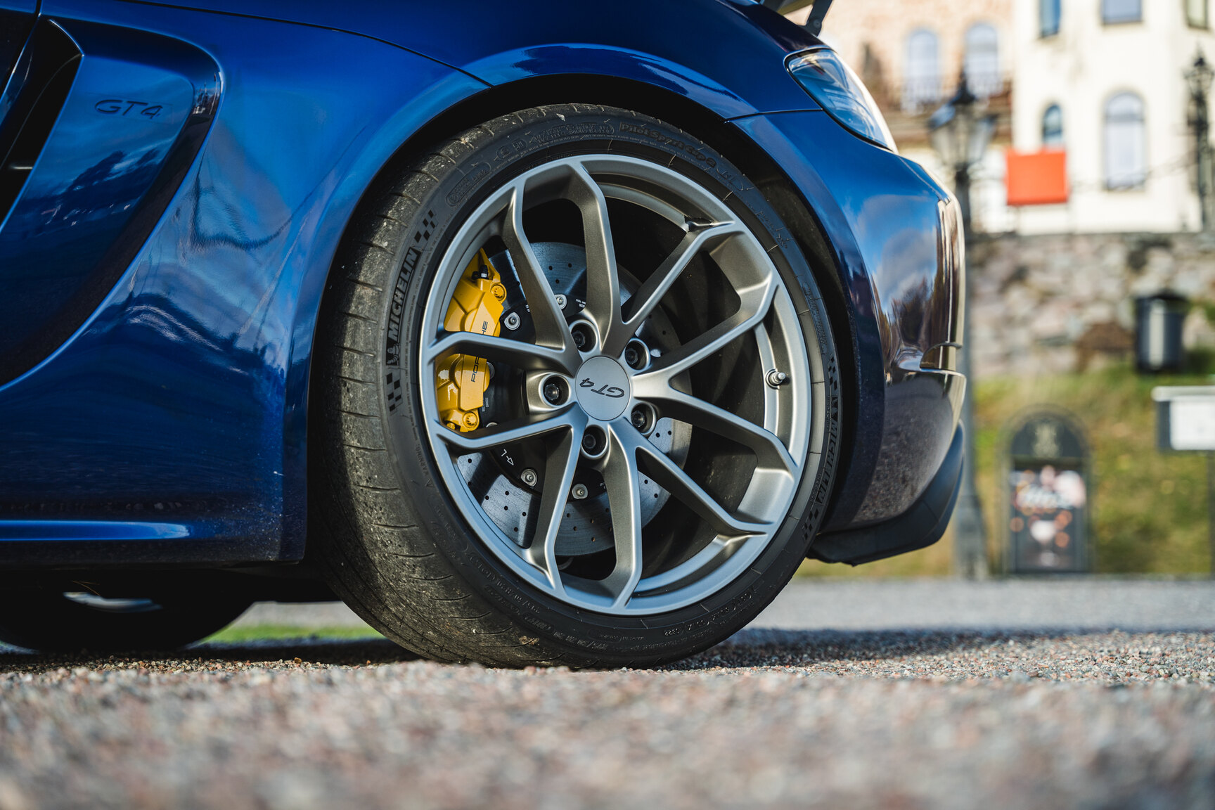 Exteriörbild på 2020 Porsche 718 Cayman GT4