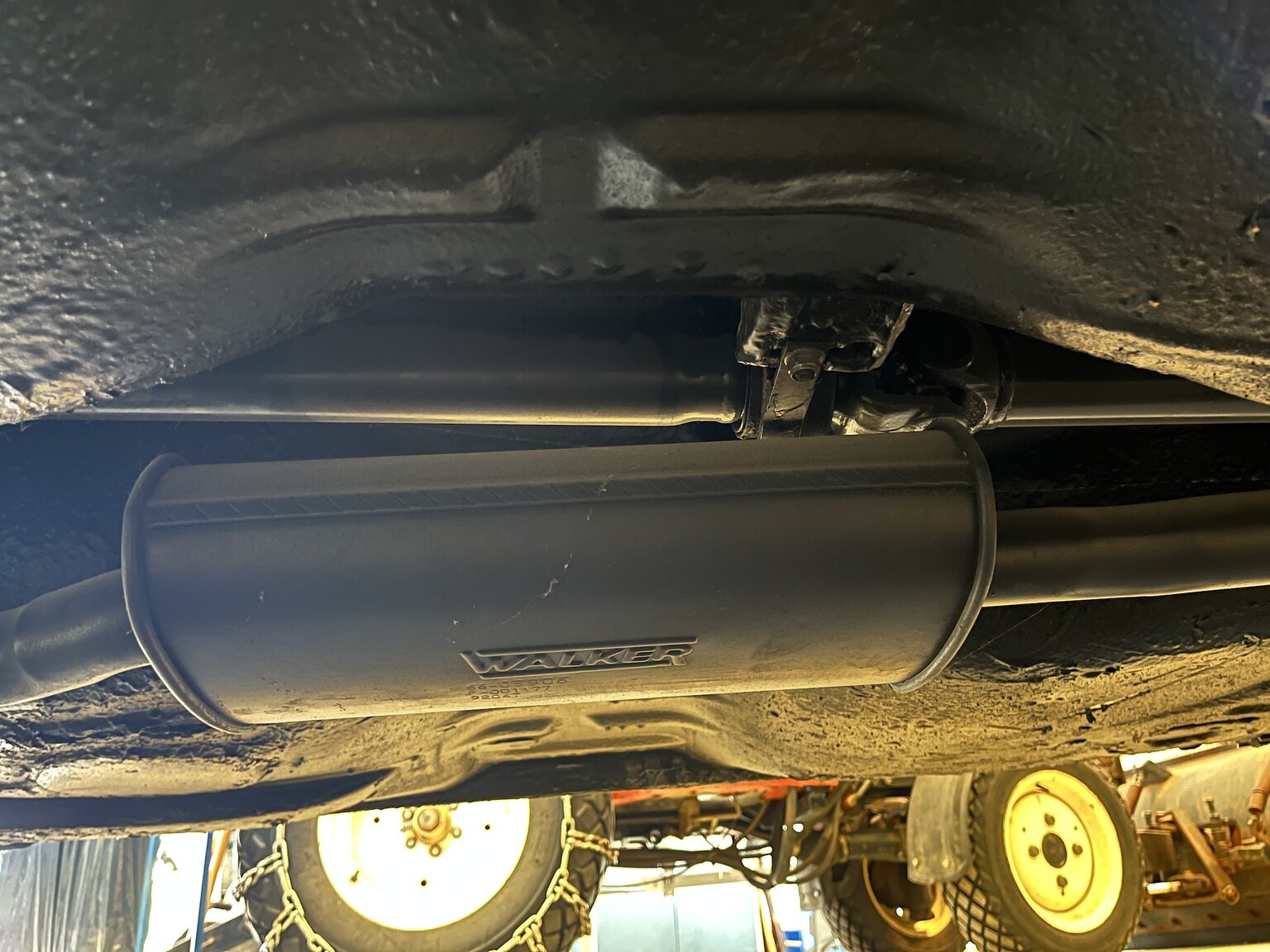 Image of 1972 BMW 2000 Touring mechanics