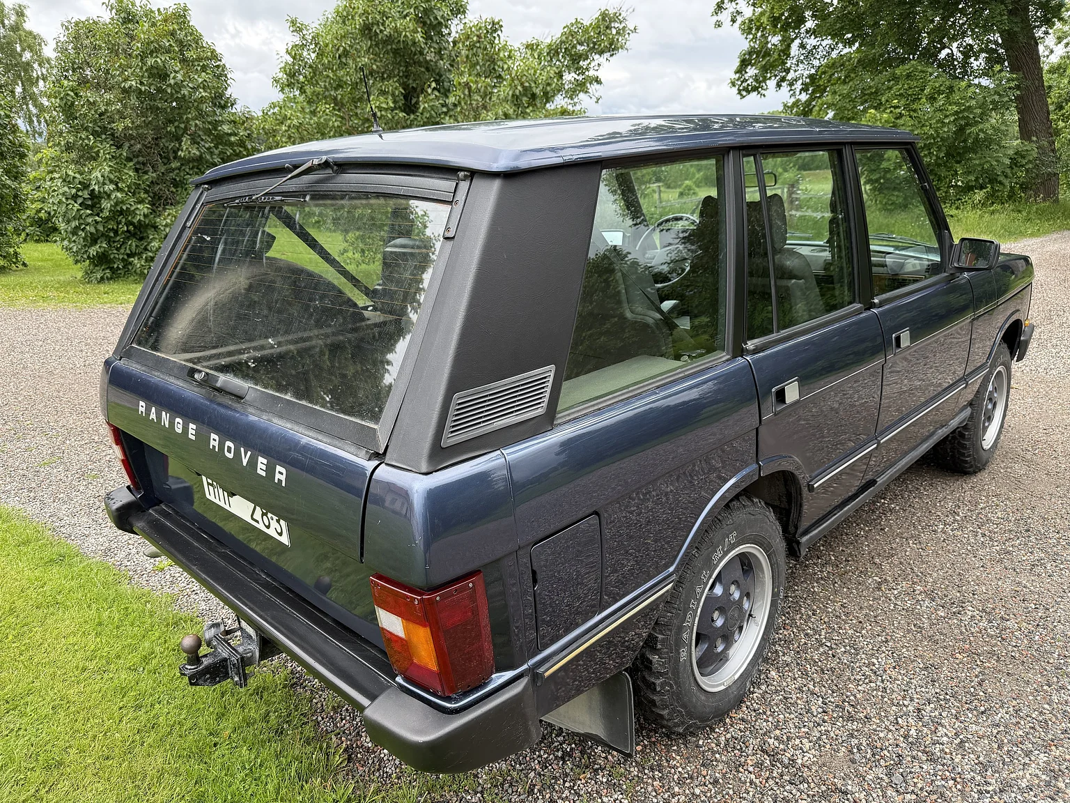 Exterior image of 1990 Range Rover Vogue SE 3.9 (30)