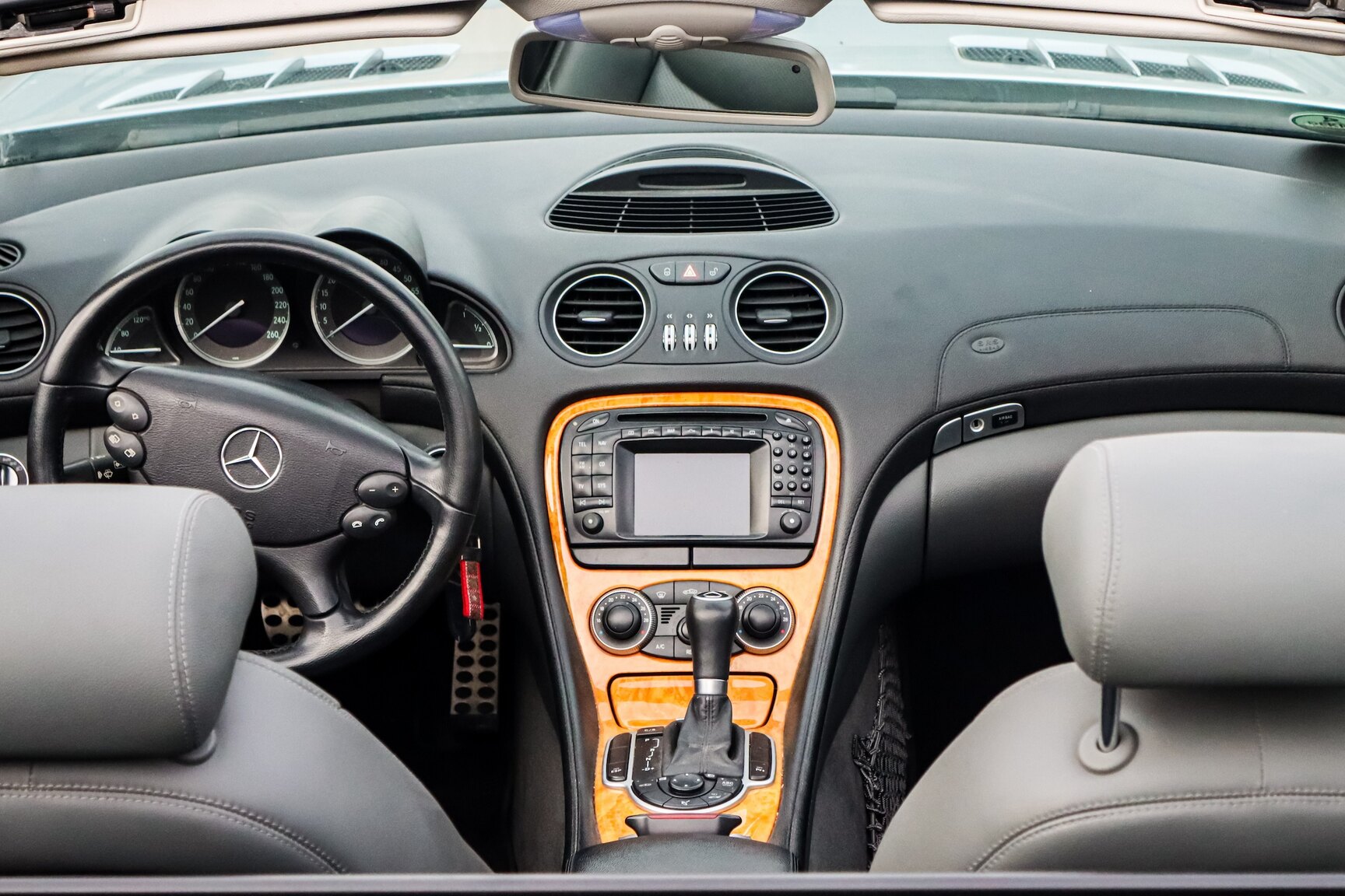 Interiörbild 2006 Mercedes-Benz SL 500